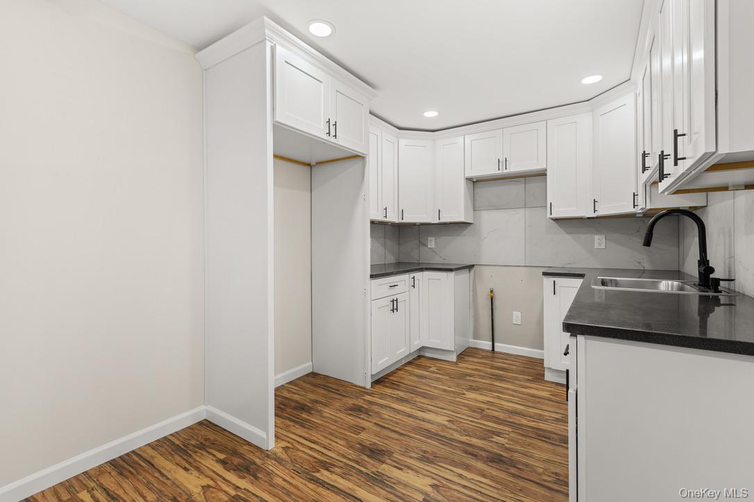 #8 photo, 31 Grove Street, Hempstead , NY 11550