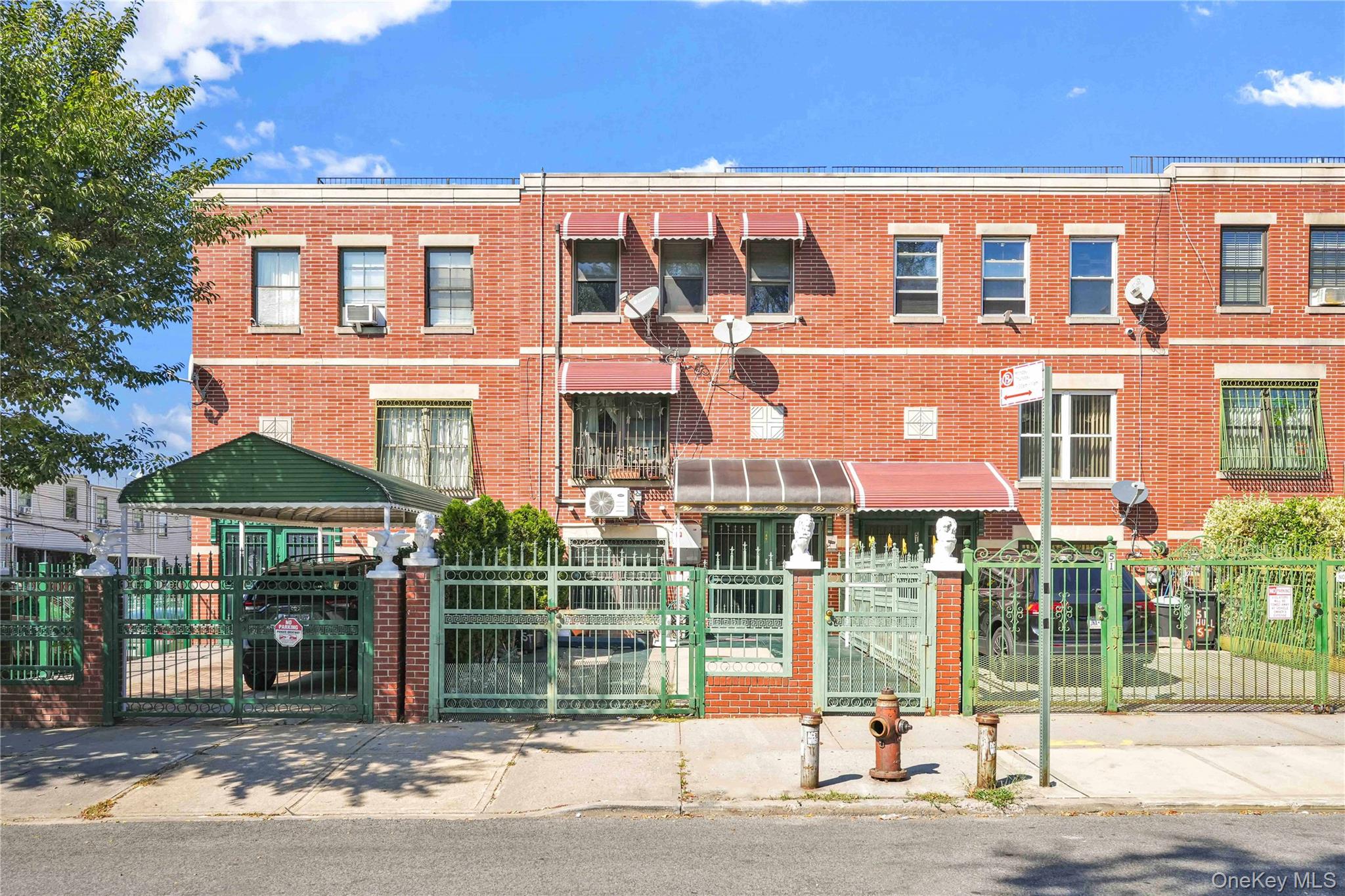 #1 photo, 49 Hull Street, ブルックリン区 Brooklyn , NY 11233