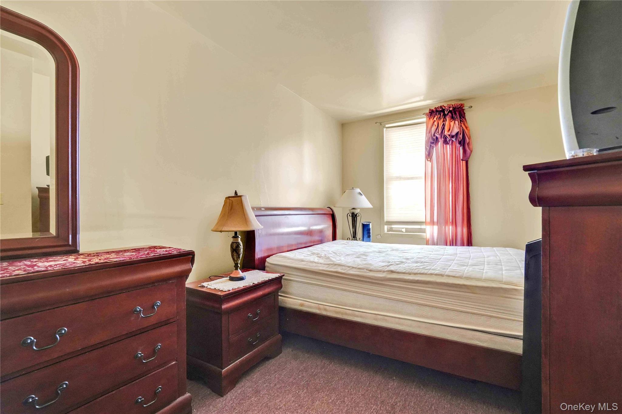 #14 photo, 49 Hull Street, ブルックリン区 Brooklyn , NY 11233