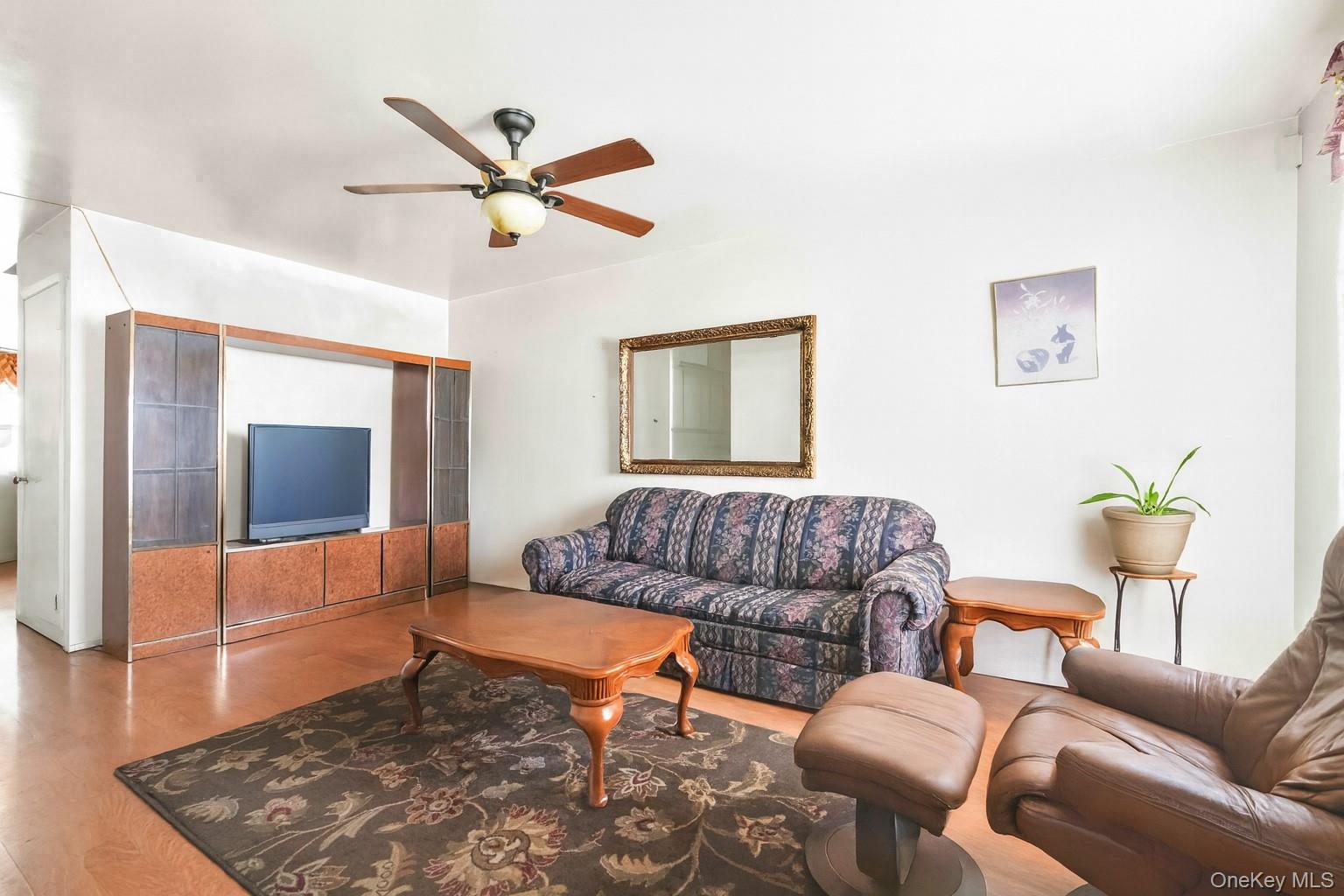 #6 photo, 49 Hull Street, ブルックリン区 Brooklyn , NY 11233