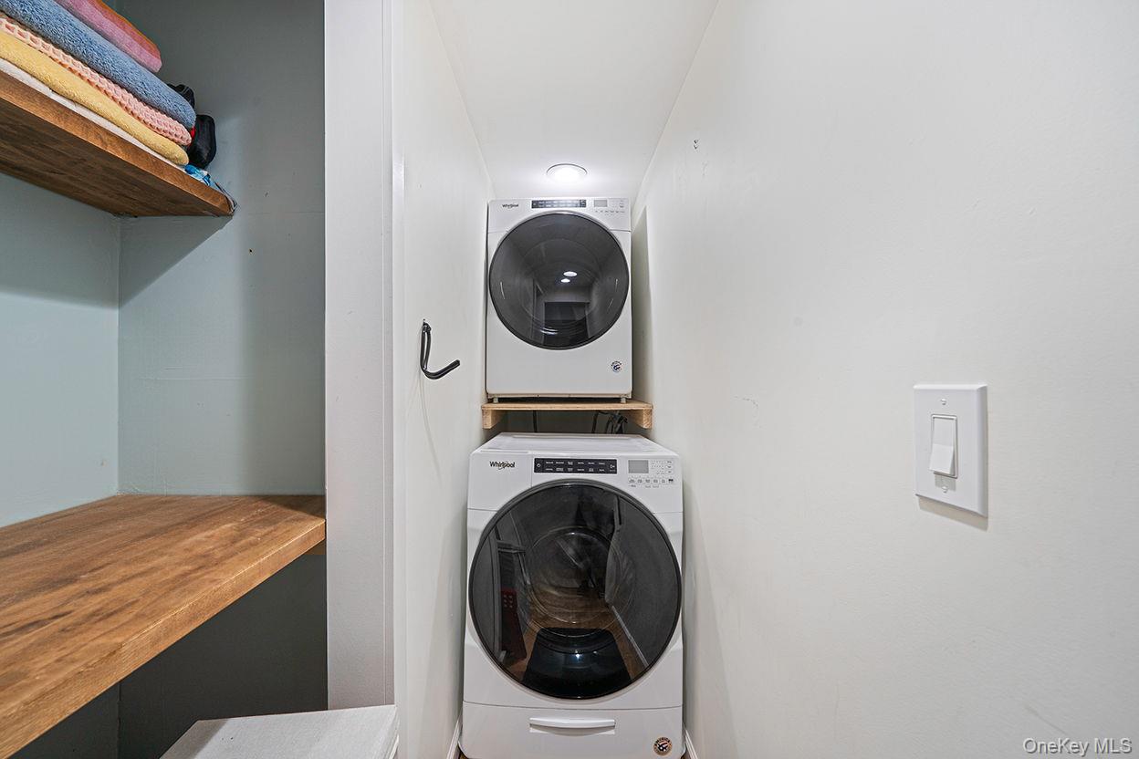 #18 photo, 8 Linden Street, Coram , NY 11727