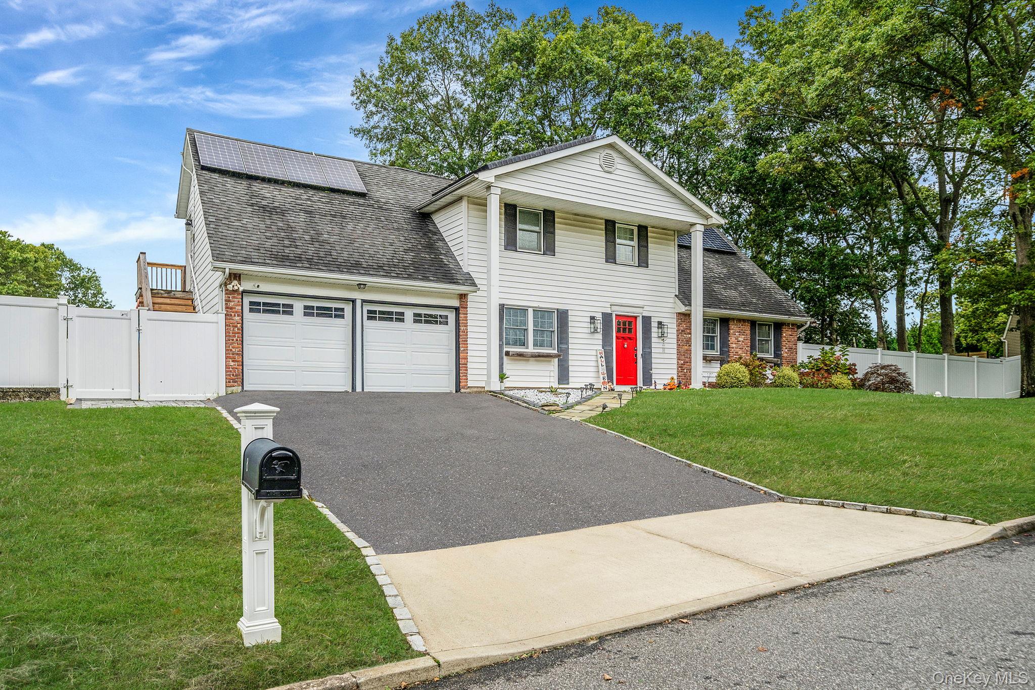 #2 photo, 8 Linden Street, Coram , NY 11727