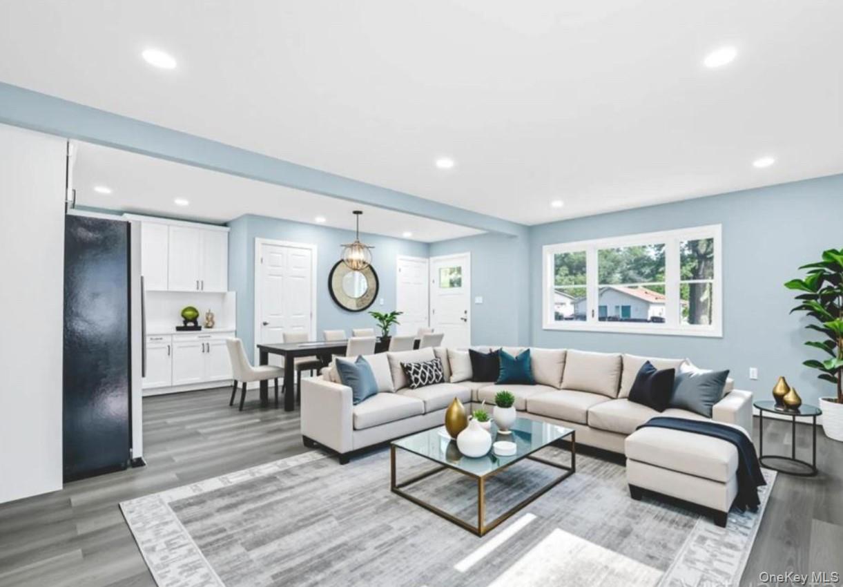 #4 photo, 111 A Wood Avenue, Mastic , NY 11950