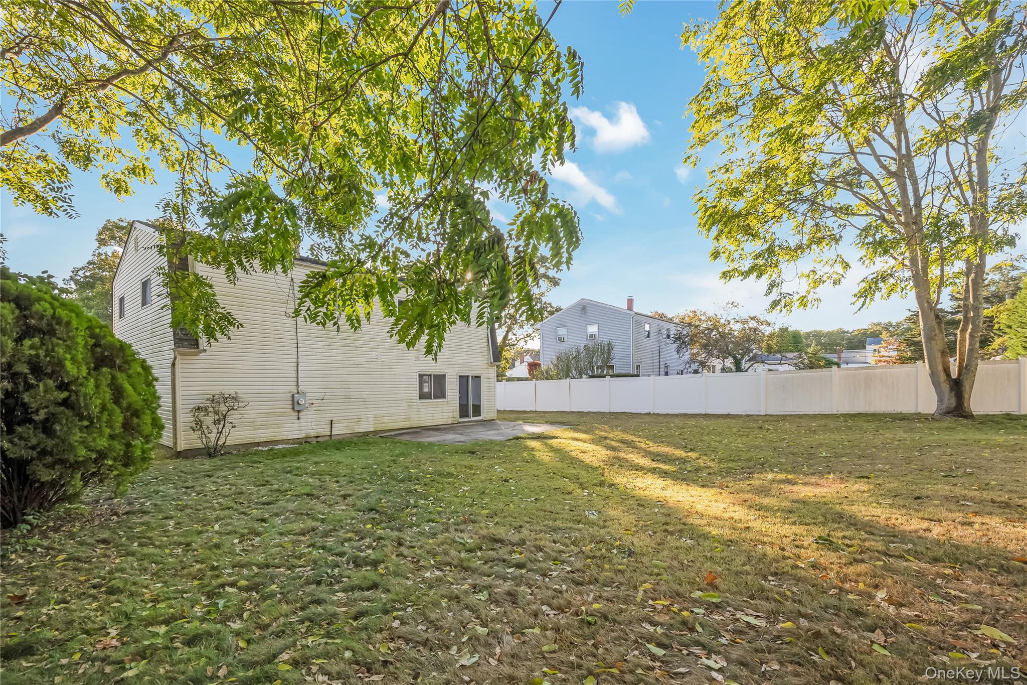 #16 photo, 209 Cirrus Road, サフォーク郡 Holbrook , NY 11741