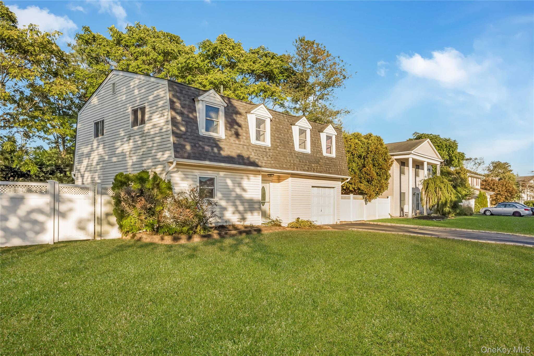 #3 photo, 209 Cirrus Road, サフォーク郡 Holbrook , NY 11741