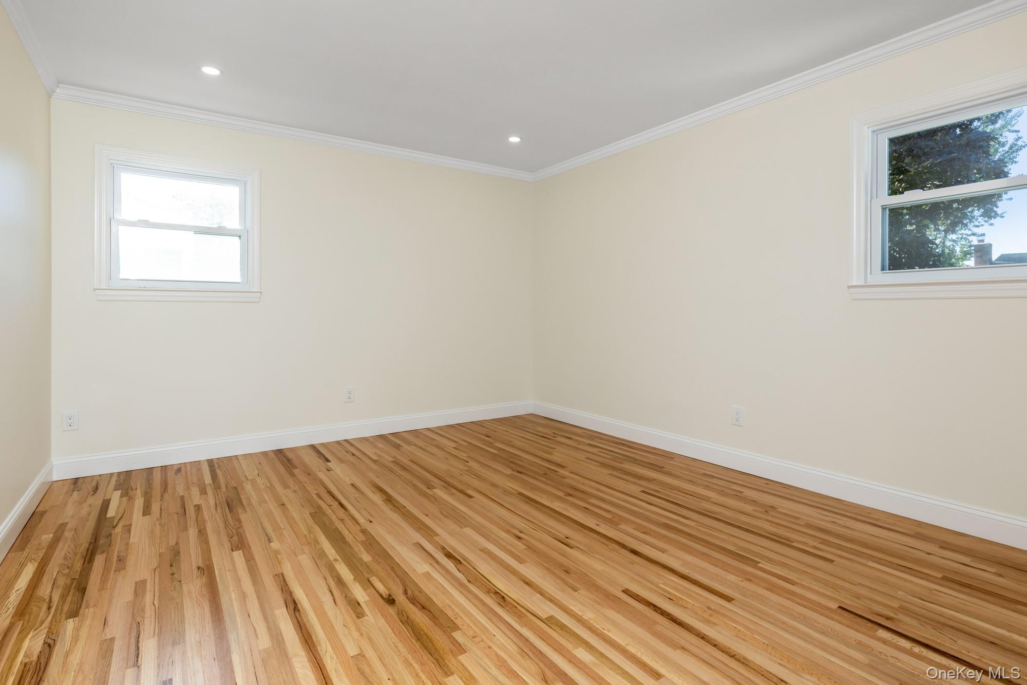 #11 photo, 123 Erlanger Boulevard, North Babylon , NY 11703