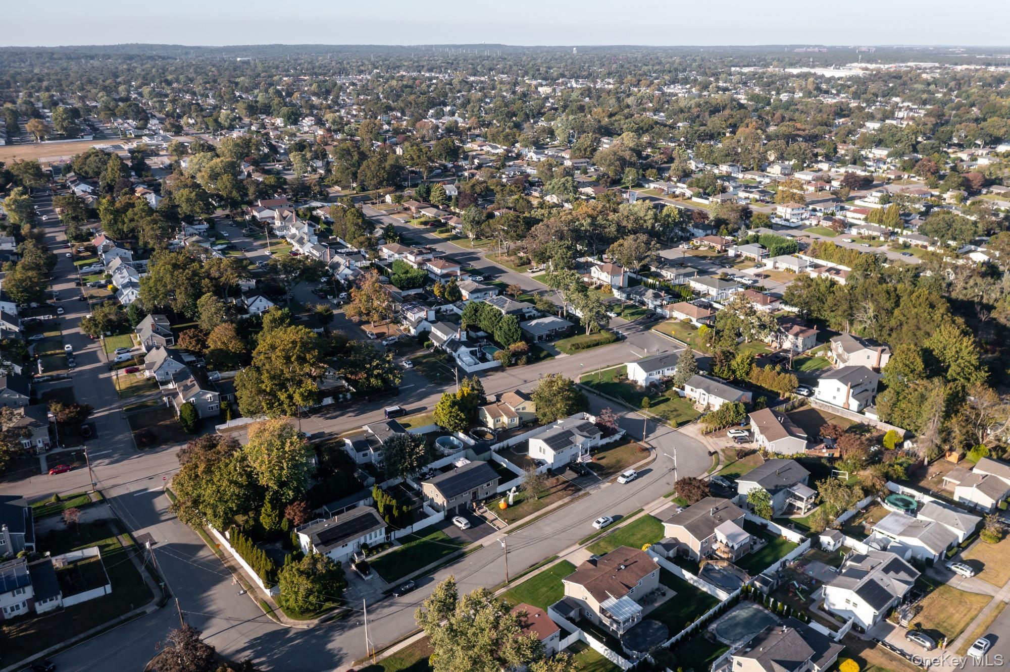 #15 photo, 123 Erlanger Boulevard, North Babylon , NY 11703