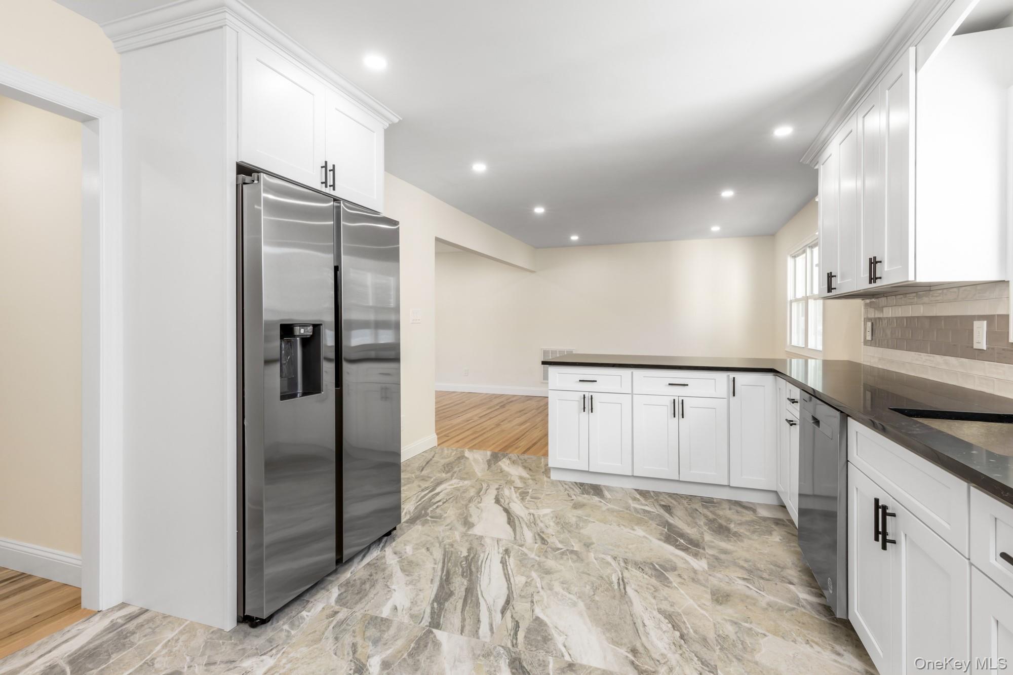 #8 photo, 123 Erlanger Boulevard, North Babylon , NY 11703