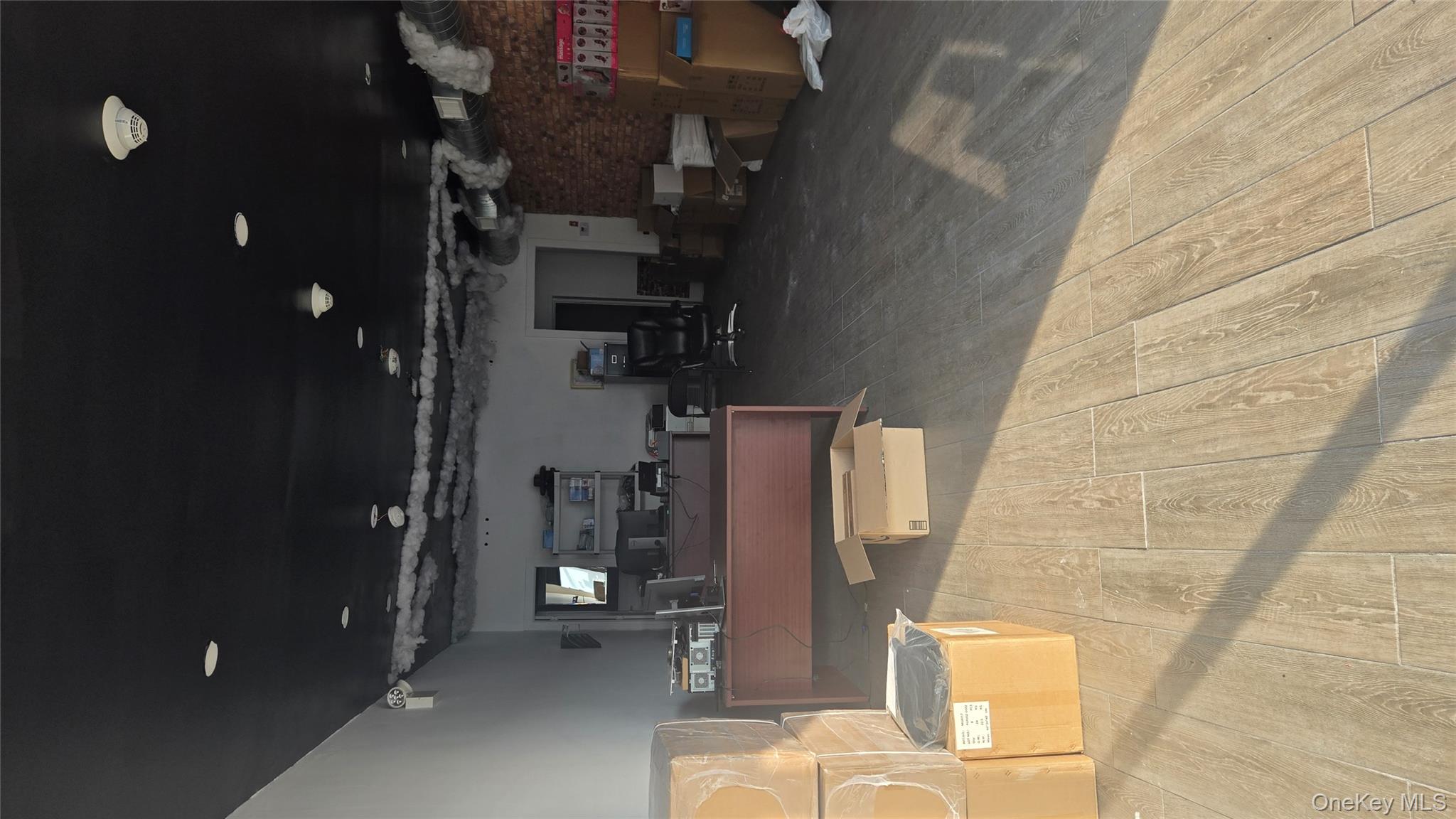 #2 photo, 211 Rockaway Avenue, ナッソー郡 Valley Stream , NY 11580