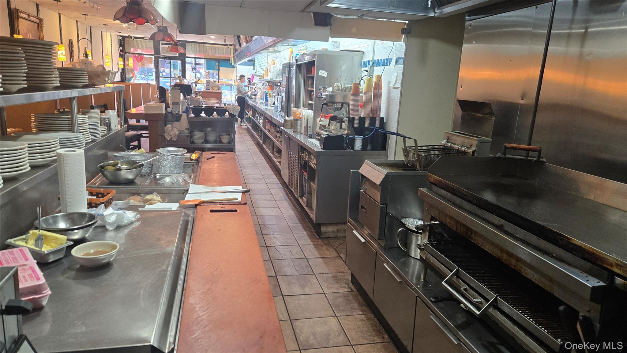 #4 photo, 211 Rockaway Avenue, ナッソー郡 Valley Stream , NY 11580