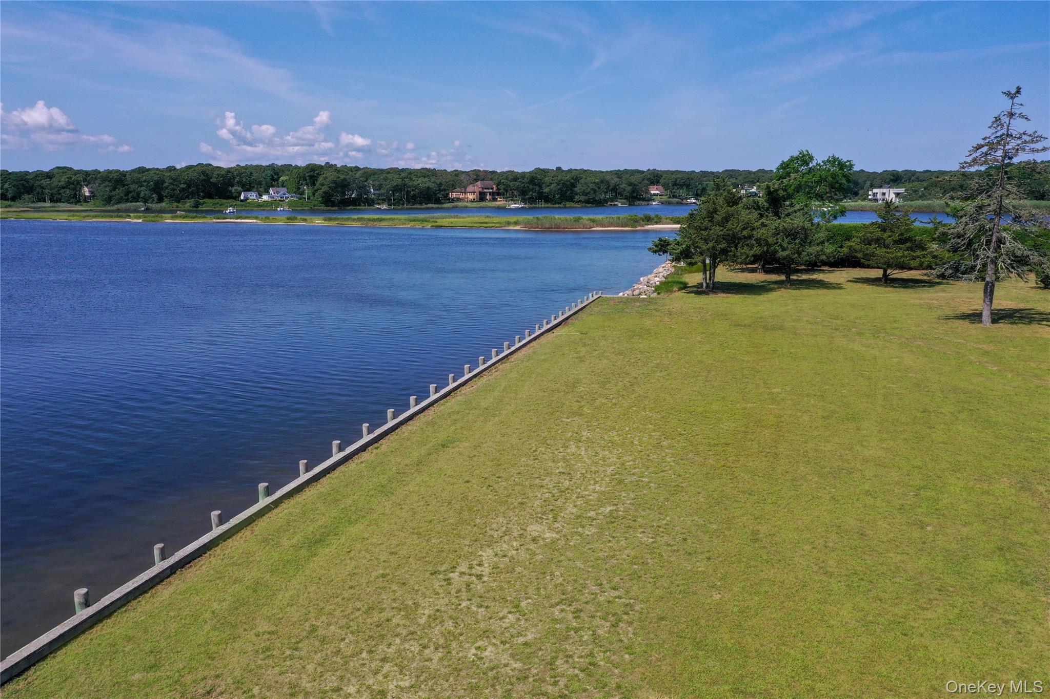 #10 photo, 63 South Bay Avenue, サフォーク郡 Eastport , NY 11941