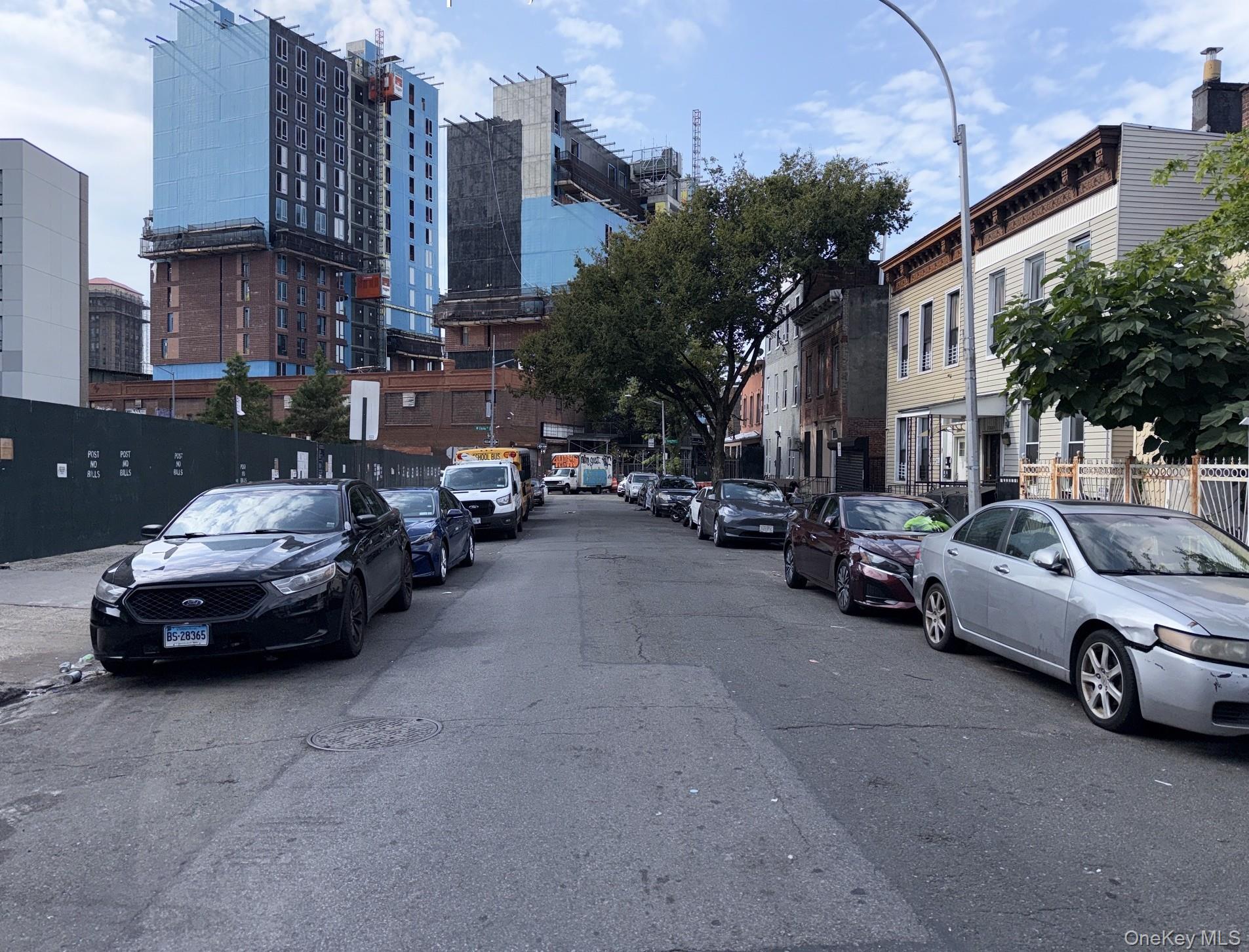 #3 photo, 1333 Inwood Avenue, ブロンクス区 Bronx , NY 10452