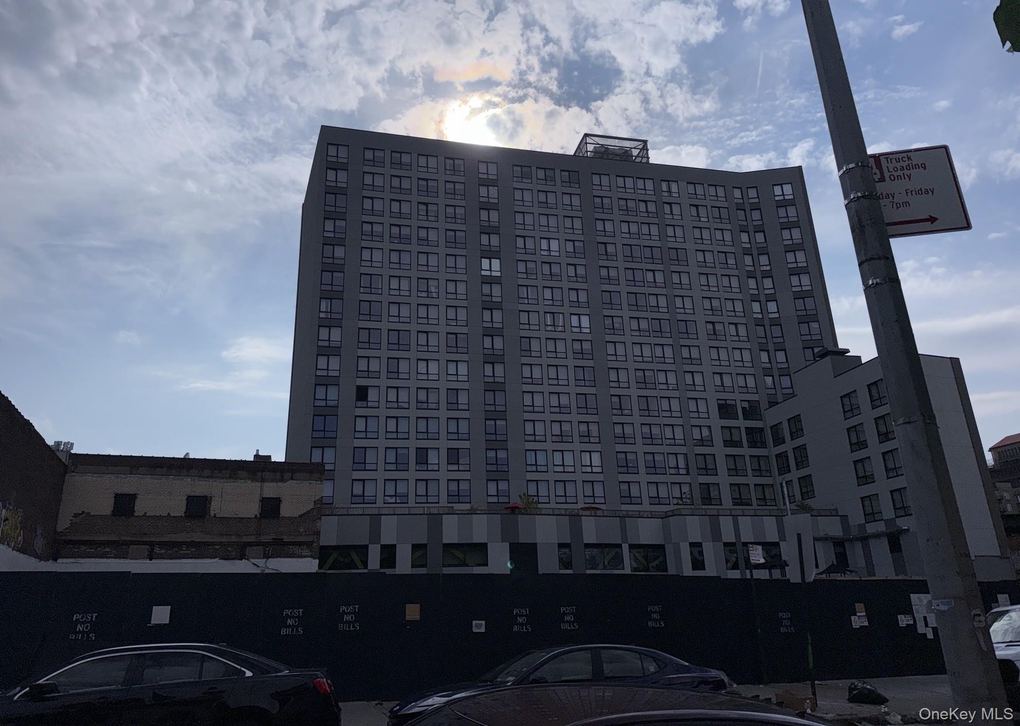 #4 photo, 1333 Inwood Avenue, ブロンクス区 Bronx , NY 10452