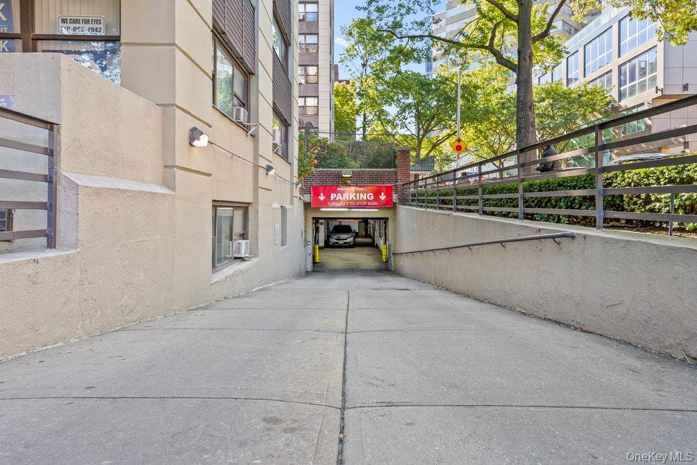 #11 photo, 98-26 64 Avenue, クイーンズ区 Rego Park , NY 11374