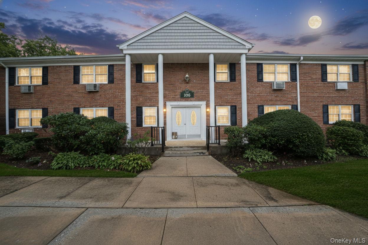 #1 photo, 336 Lakeland Avenue, सफ़ोक काउंटी Sayville , NY 11782