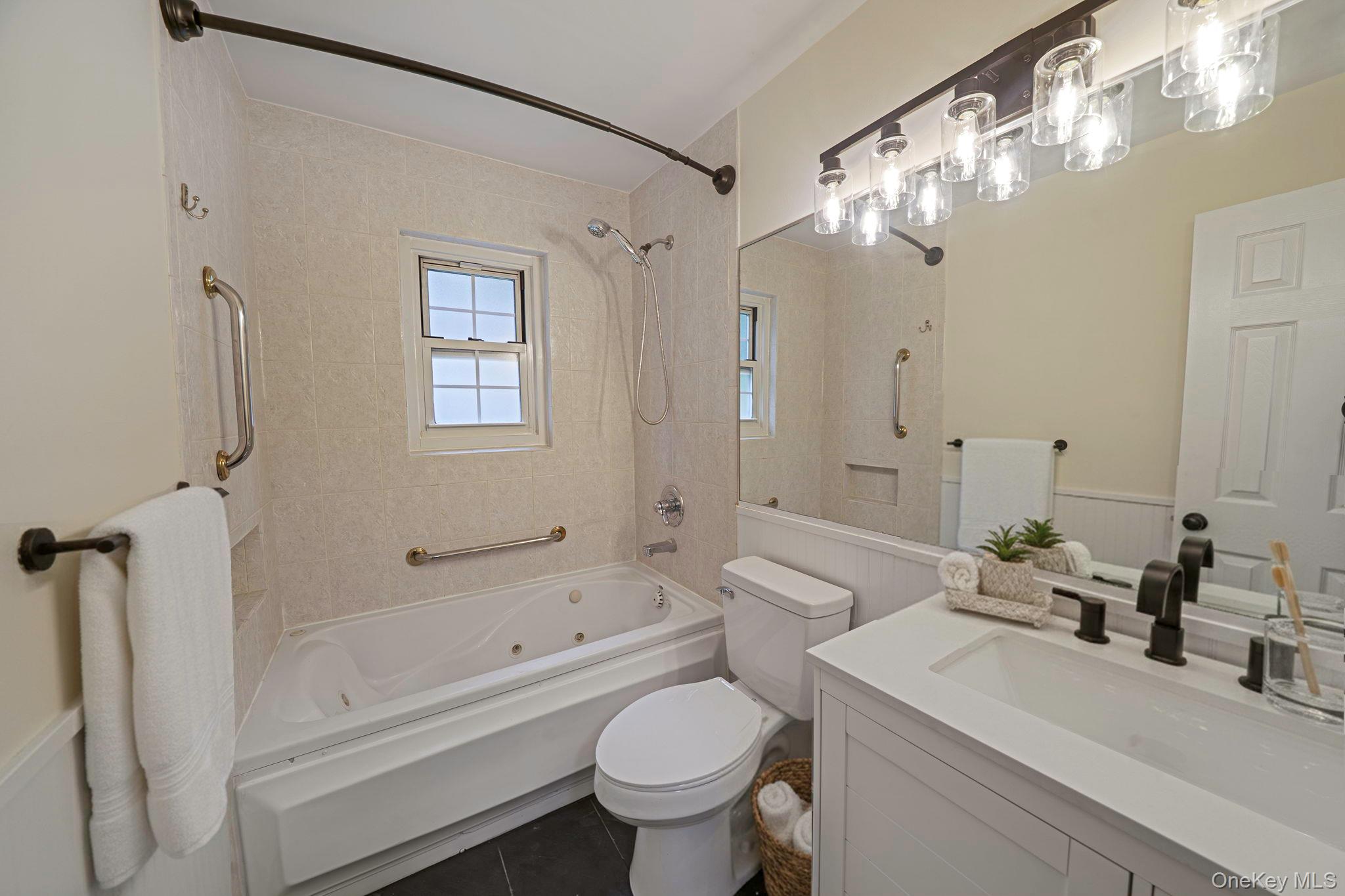 #15 photo, 336 Lakeland Avenue, सफ़ोक काउंटी Sayville , NY 11782