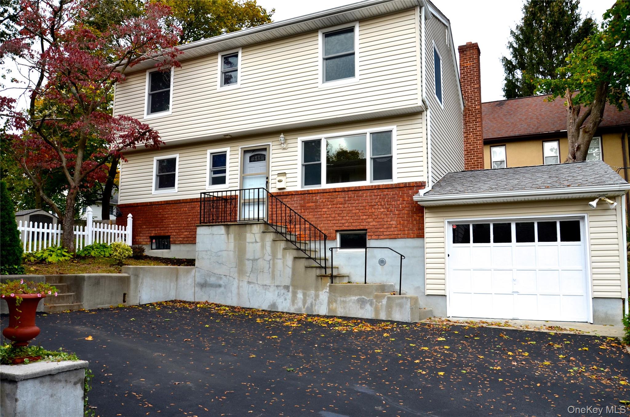 #1 photo, 325 Marbledale Road, Tuckahoe , NY 10707