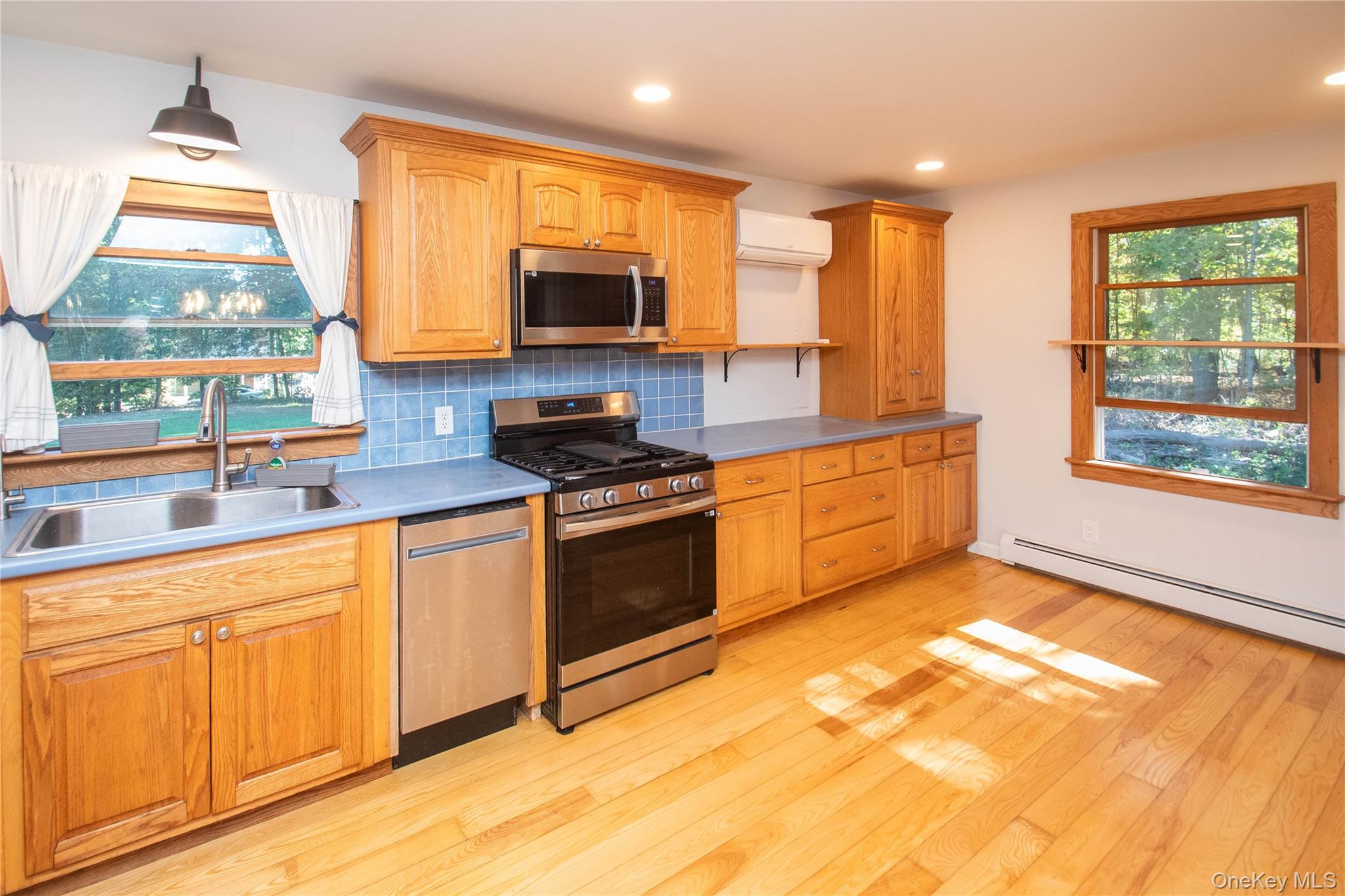 #10 photo, 7 Phillips Road, Poughkeepsie , NY 12603