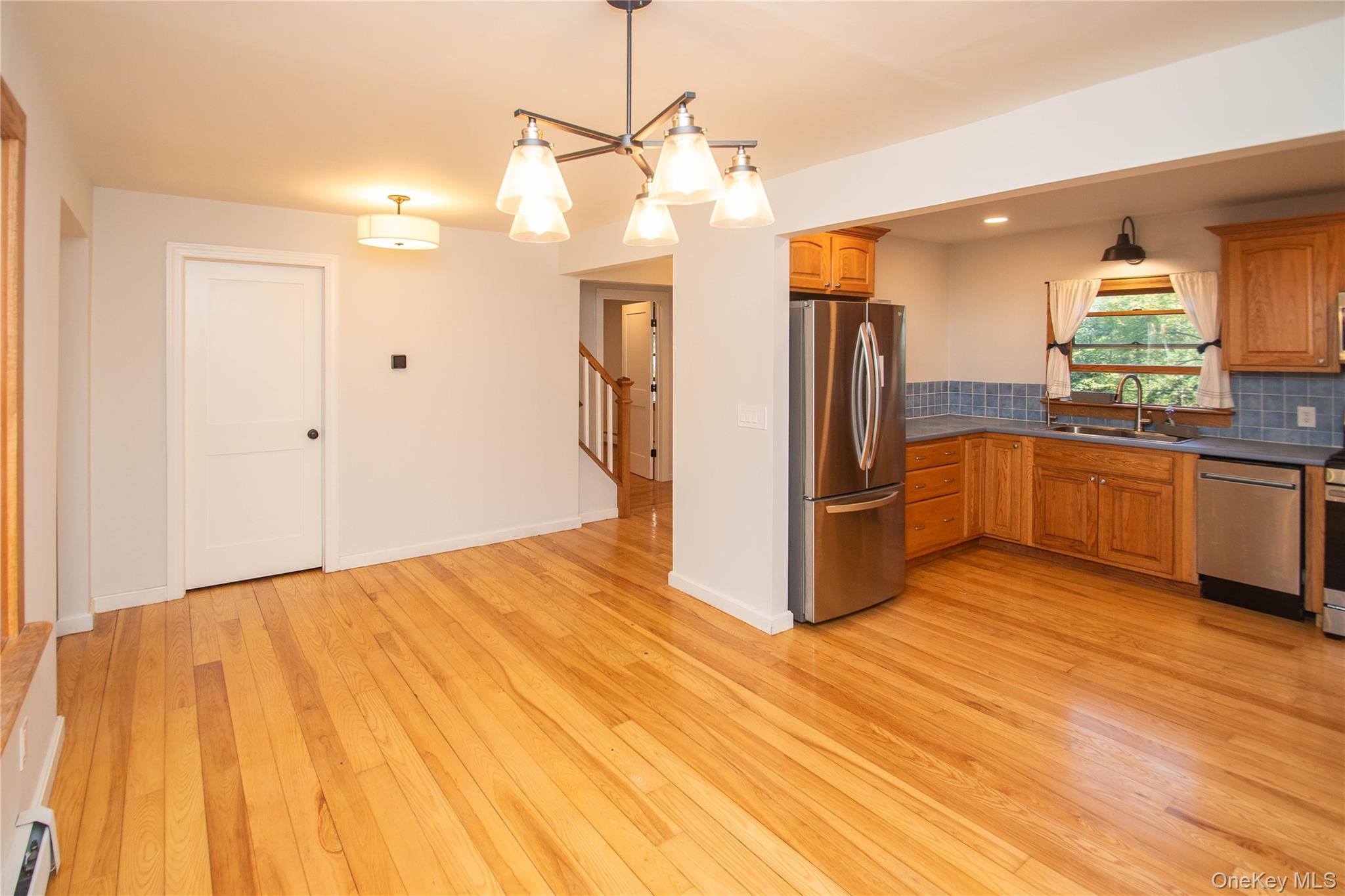 #13 photo, 7 Phillips Road, Poughkeepsie , NY 12603