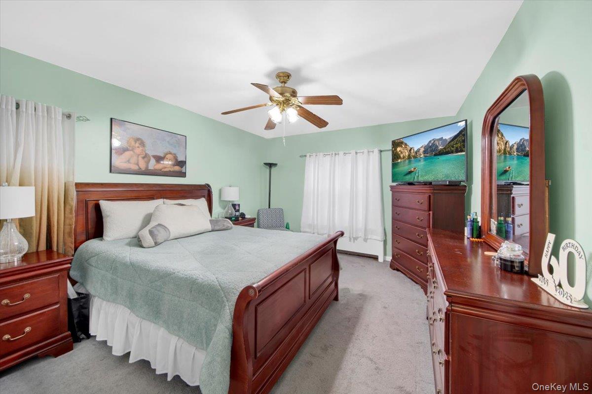 #19 photo, 3226 Ampere Avenue, Bronx , NY 10465