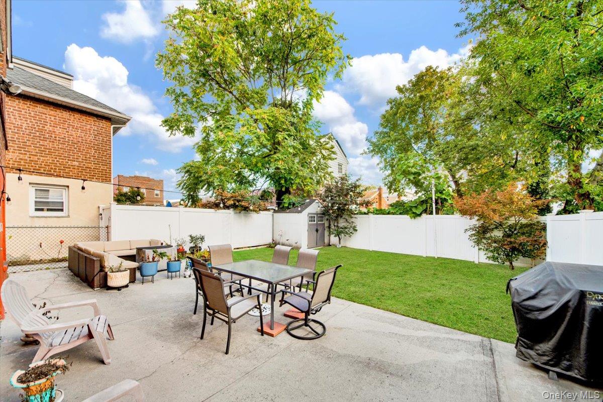 #3 photo, 3226 Ampere Avenue, Bronx , NY 10465