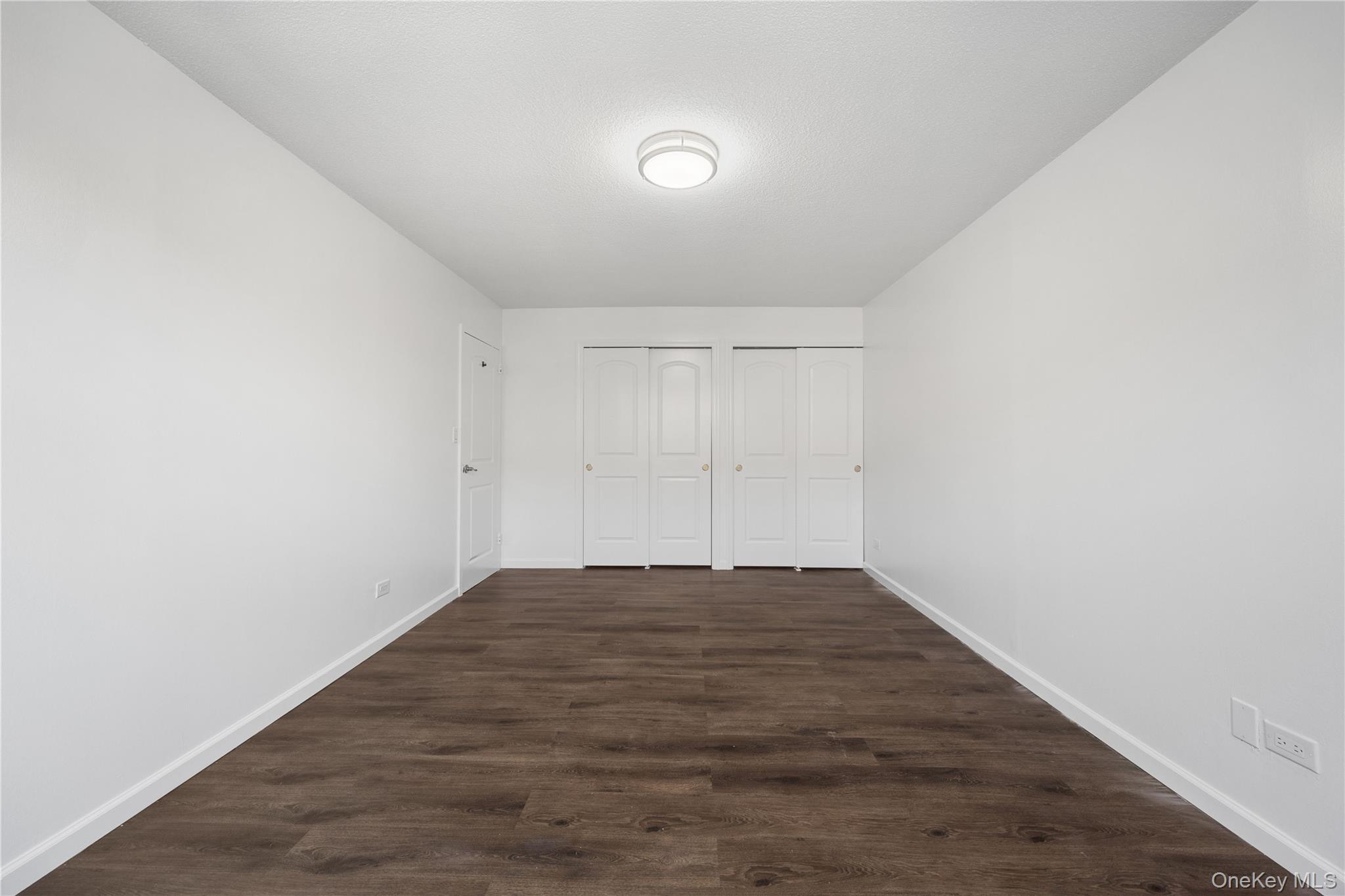 #18 photo, 2550 Olinville Avenue, ブロンクス区 Bronx , NY 10467