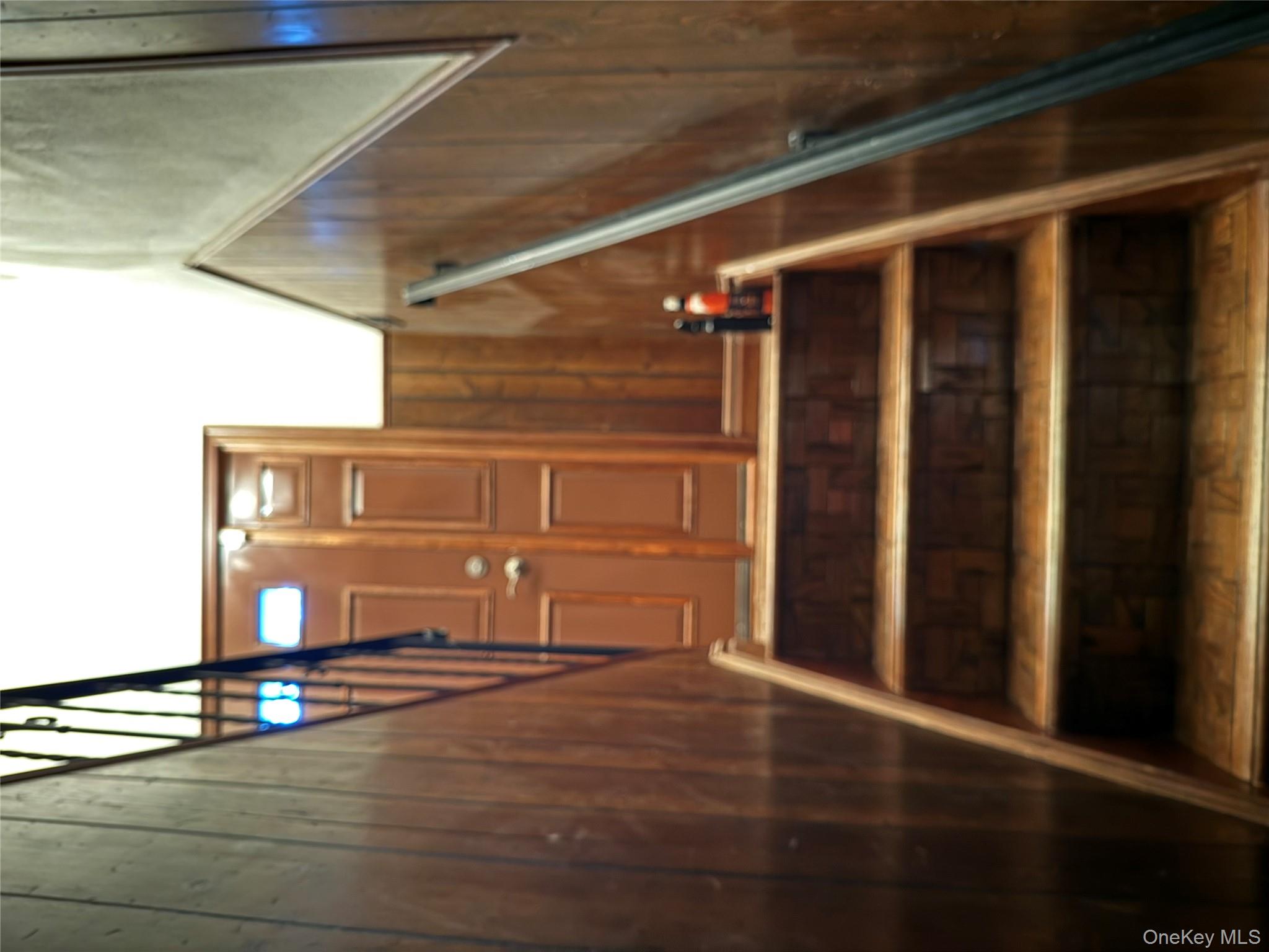 #16 photo, 30 Dogwood Road, Albertson , NY 11507