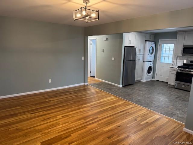 #4 photo, 112 Shields Avenue, Williston Park , NY 11596