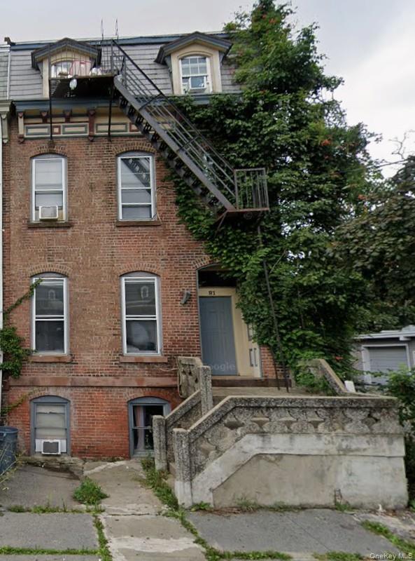 #1 photo, 81 Chambers Street, Newburgh , NY 12550