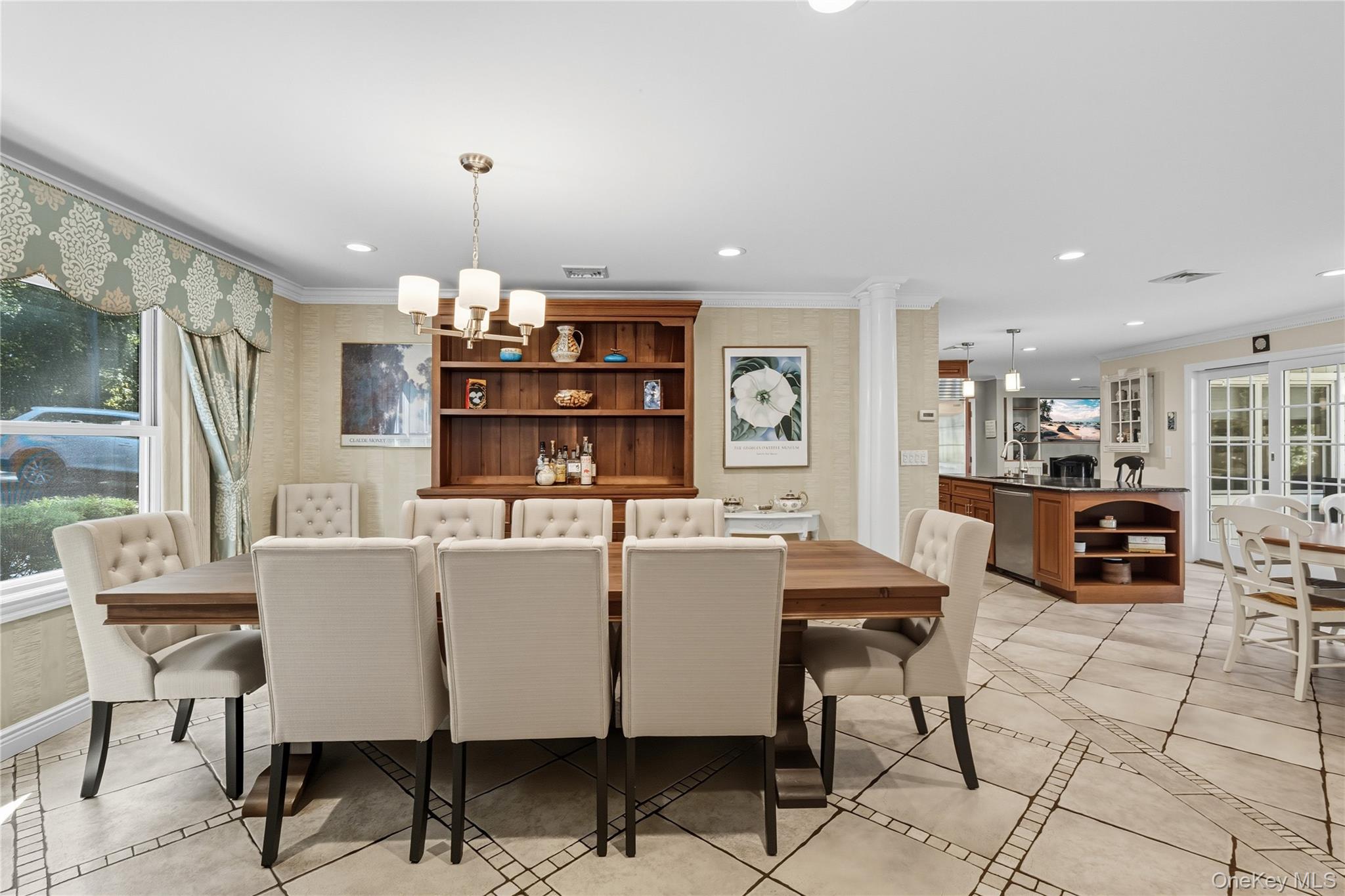 #10 photo, 16 Pine Road, Syosset , NY 11791