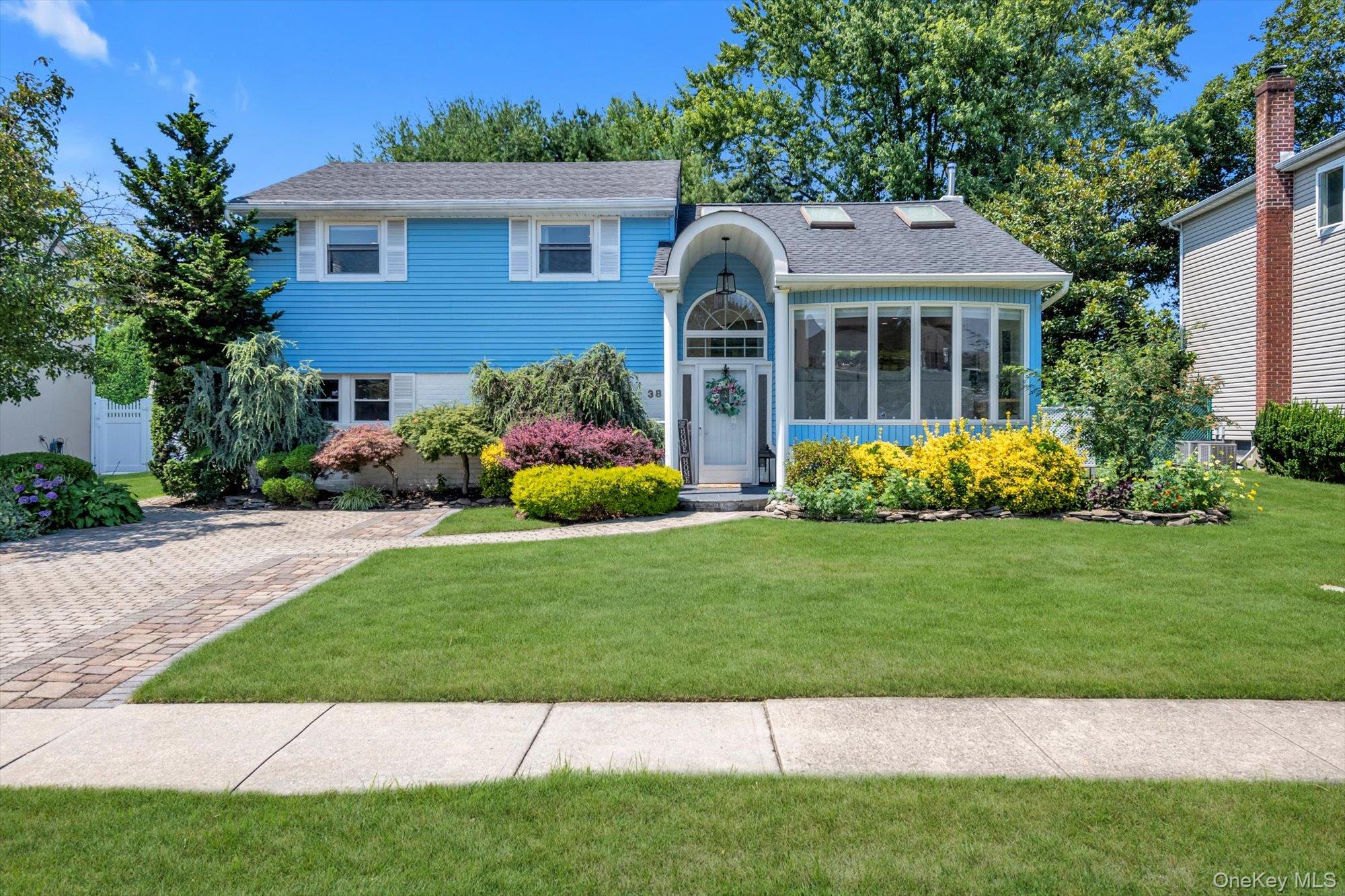 #1 photo, 38 Loretta Drive, ナッソー郡 Syosset , NY 11791