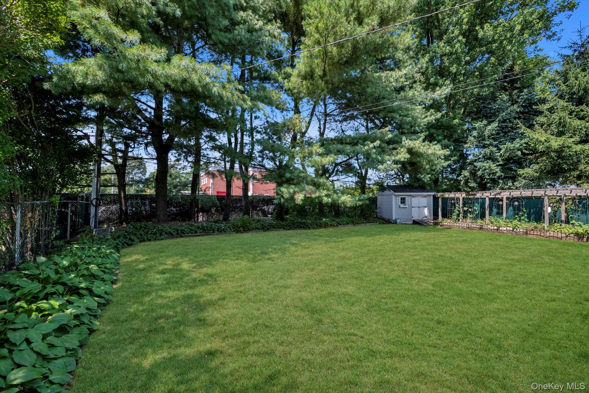 #20 photo, 38 Loretta Drive, ナッソー郡 Syosset , NY 11791