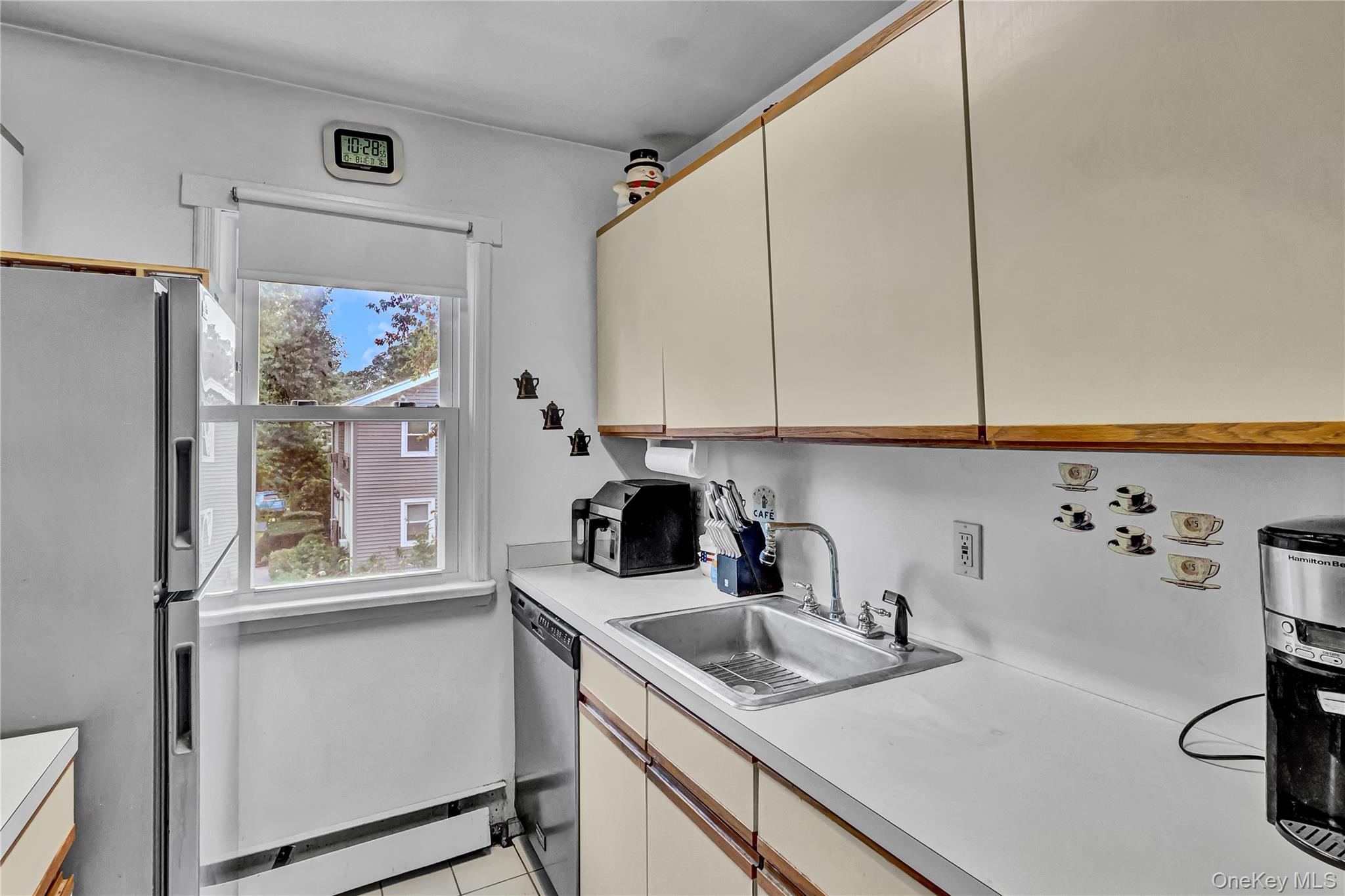 #9 photo, 20 Toehee Place, サフォーク郡 Islip , NY 11751