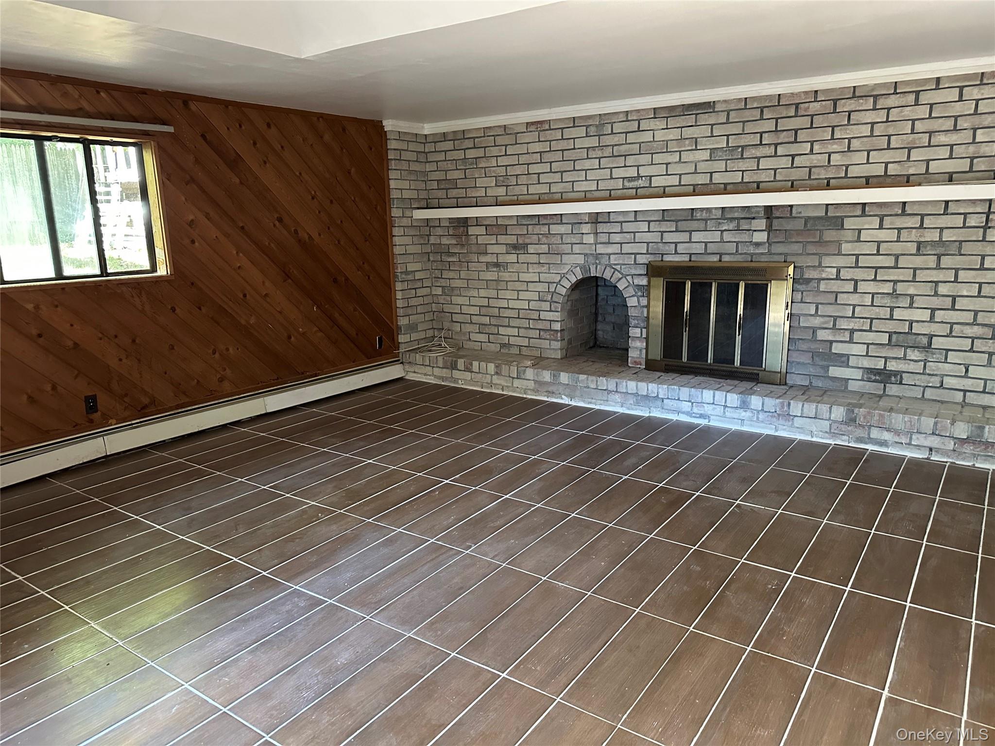 #16 photo, 676 Bohemia Parkway, Sayville , NY 11782