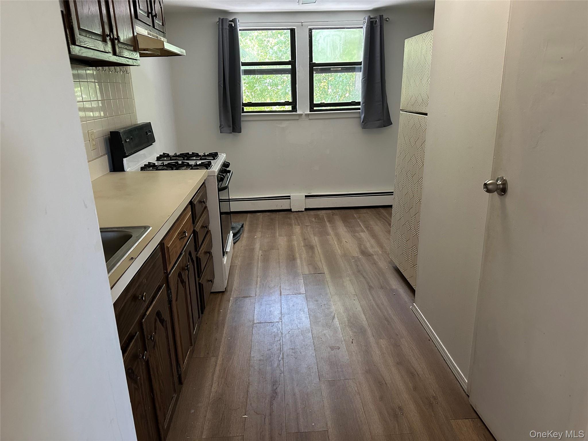 #17 photo, 676 Bohemia Parkway, Sayville , NY 11782