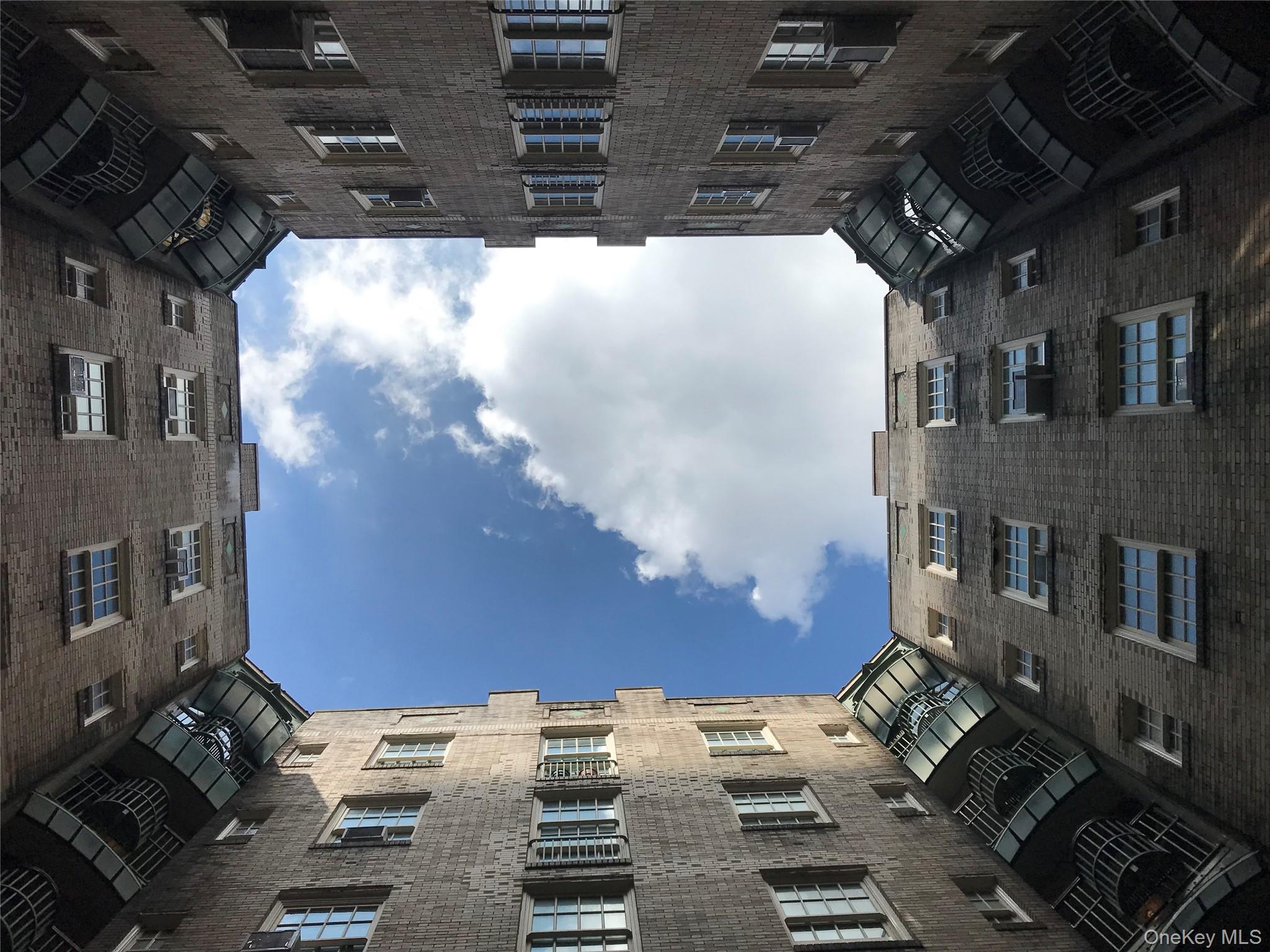 #7 photo, 517 East 77, マンハッタン New York (Manhattan) , NY 10075