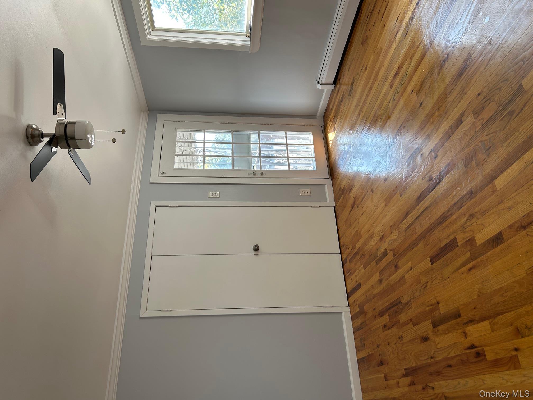 #4 photo, 14999 253rd Street, Rosedale , NY 11422