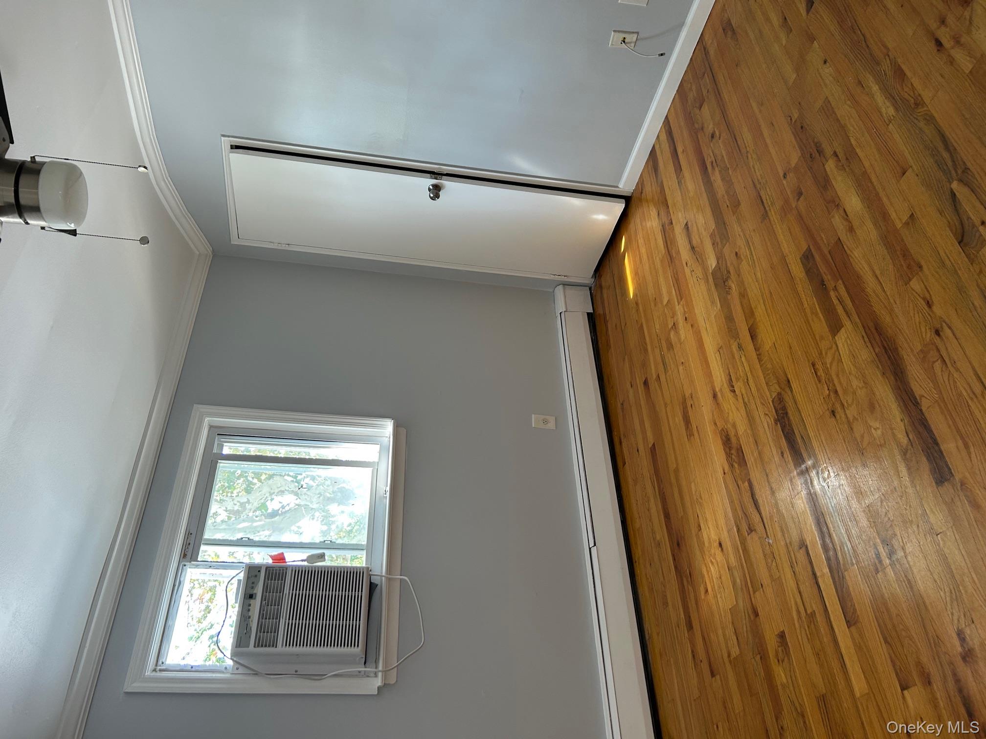 #6 photo, 14999 253rd Street, Rosedale , NY 11422