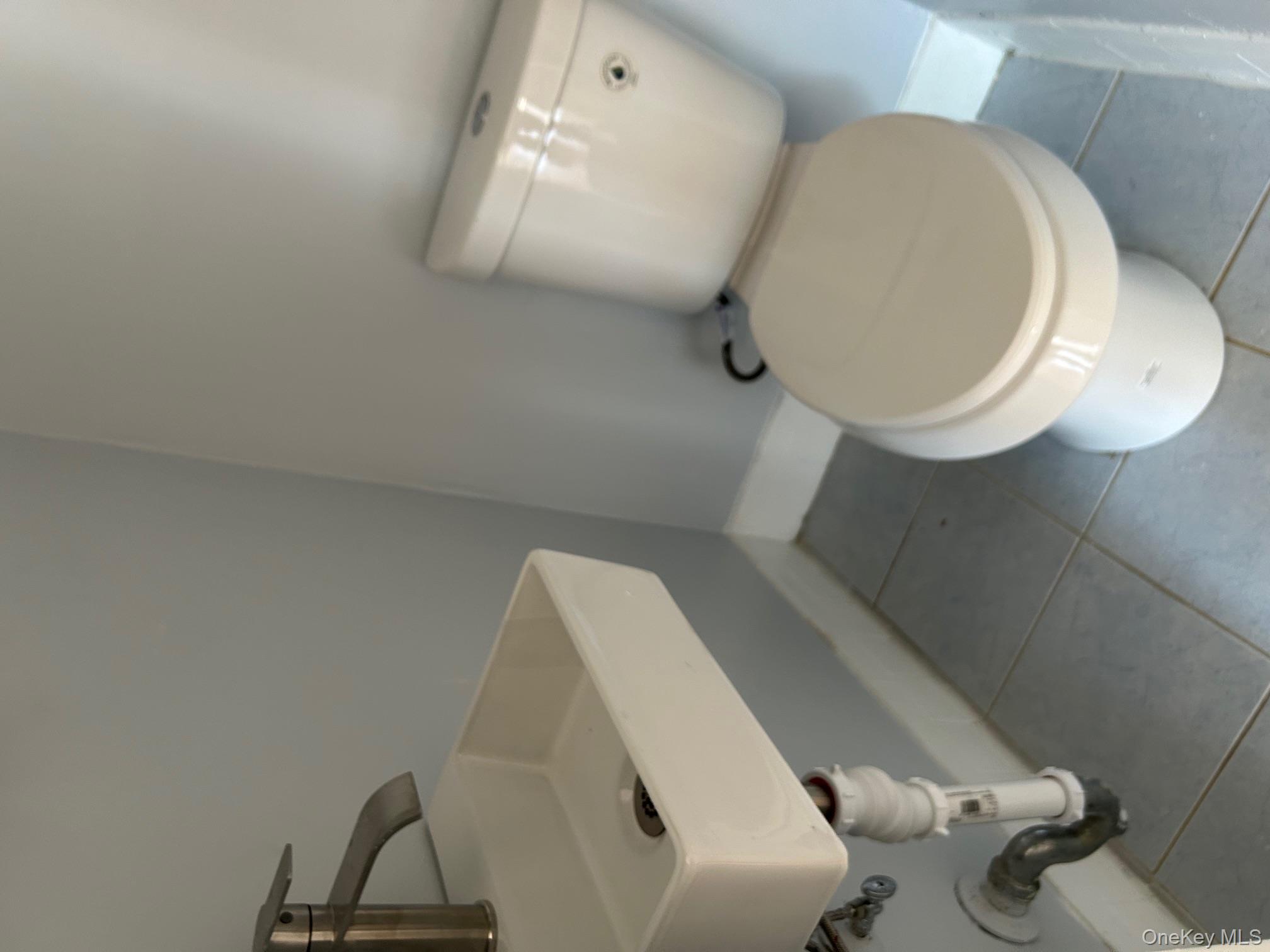 #8 photo, 14999 253rd Street, Rosedale , NY 11422