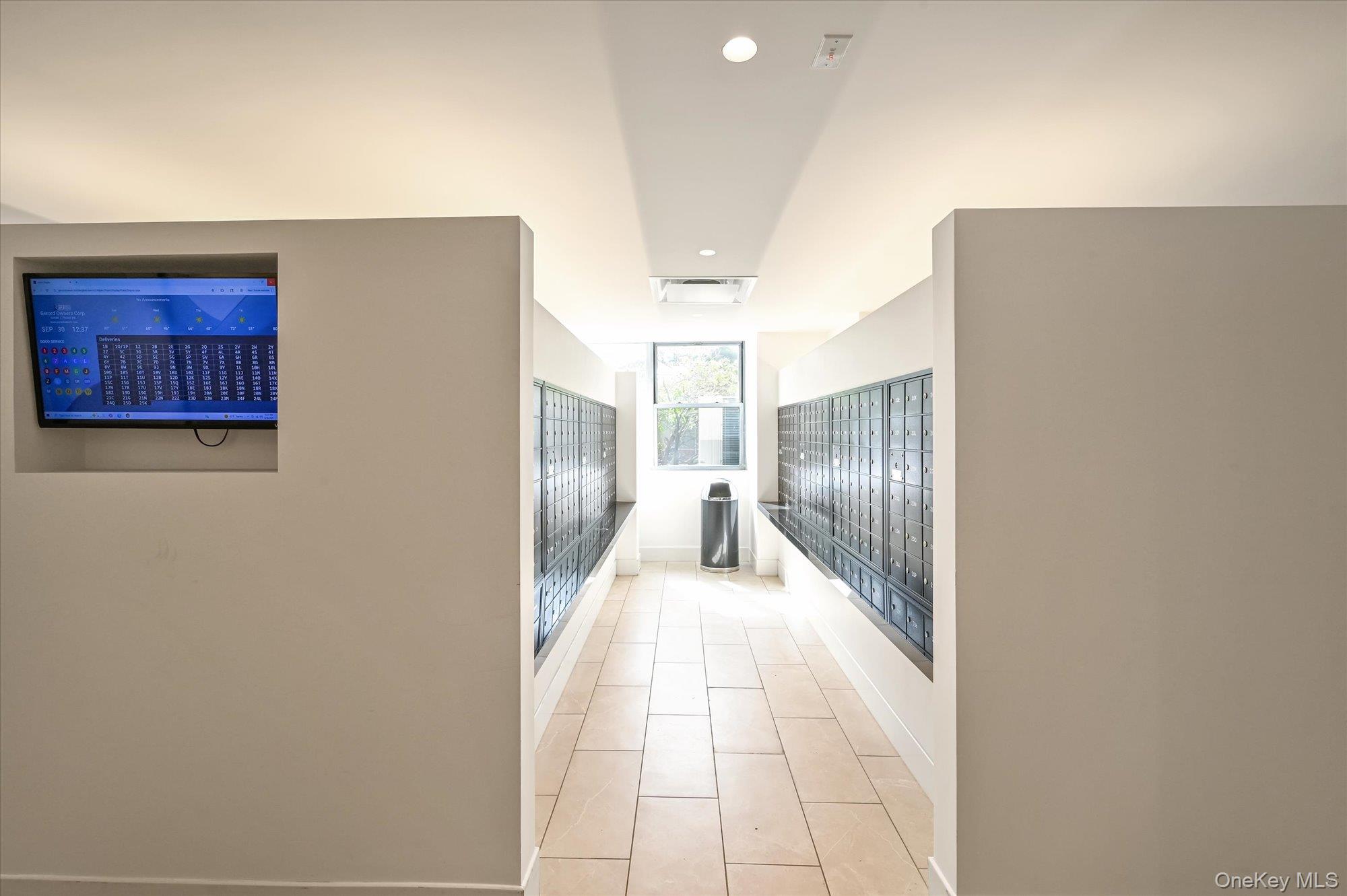 #7 photo, 70-25 yellowstone Boulevard, クイーンズ区 Forest Hills , NY 11375