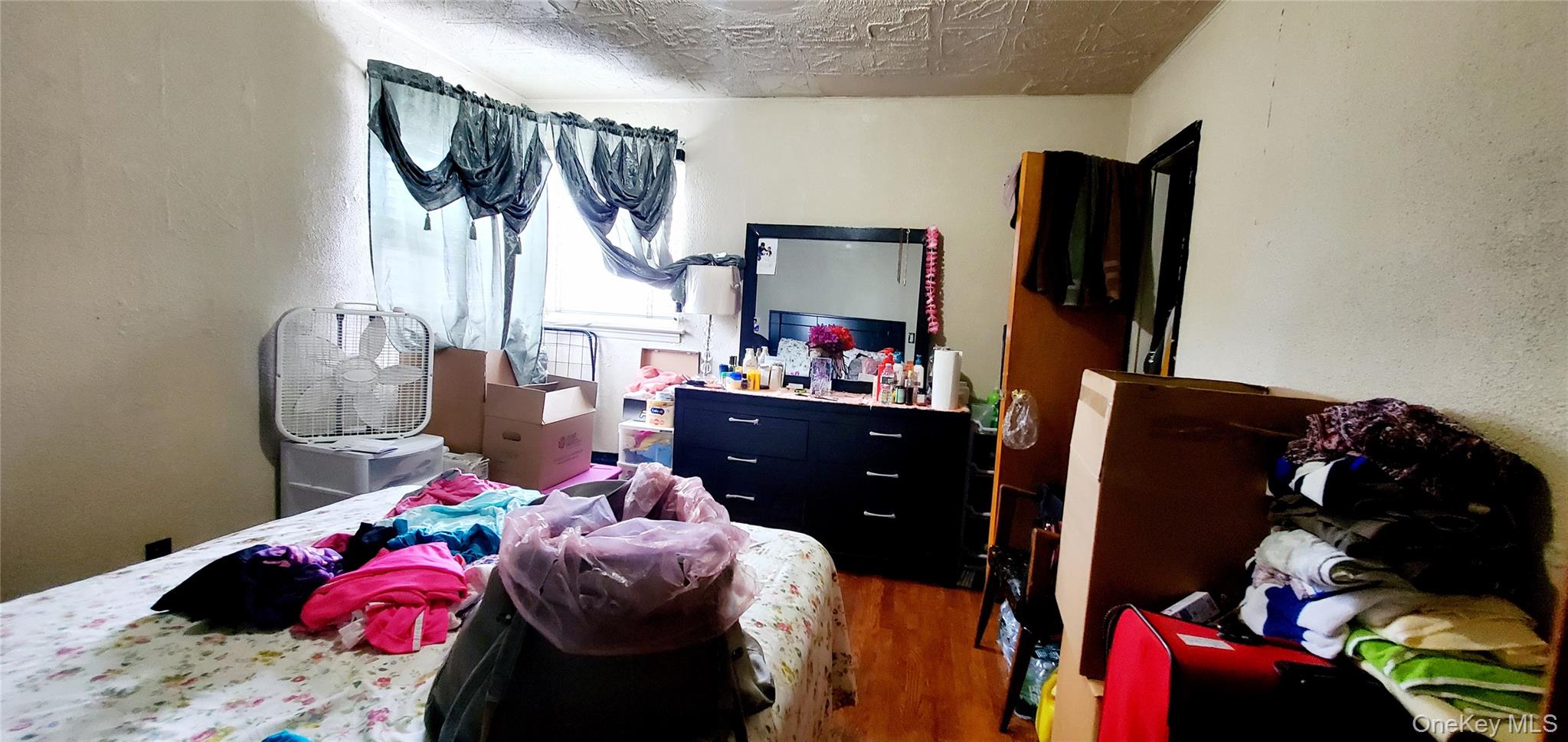 #7 photo, 109-49 176, Jamaica , NY 11433