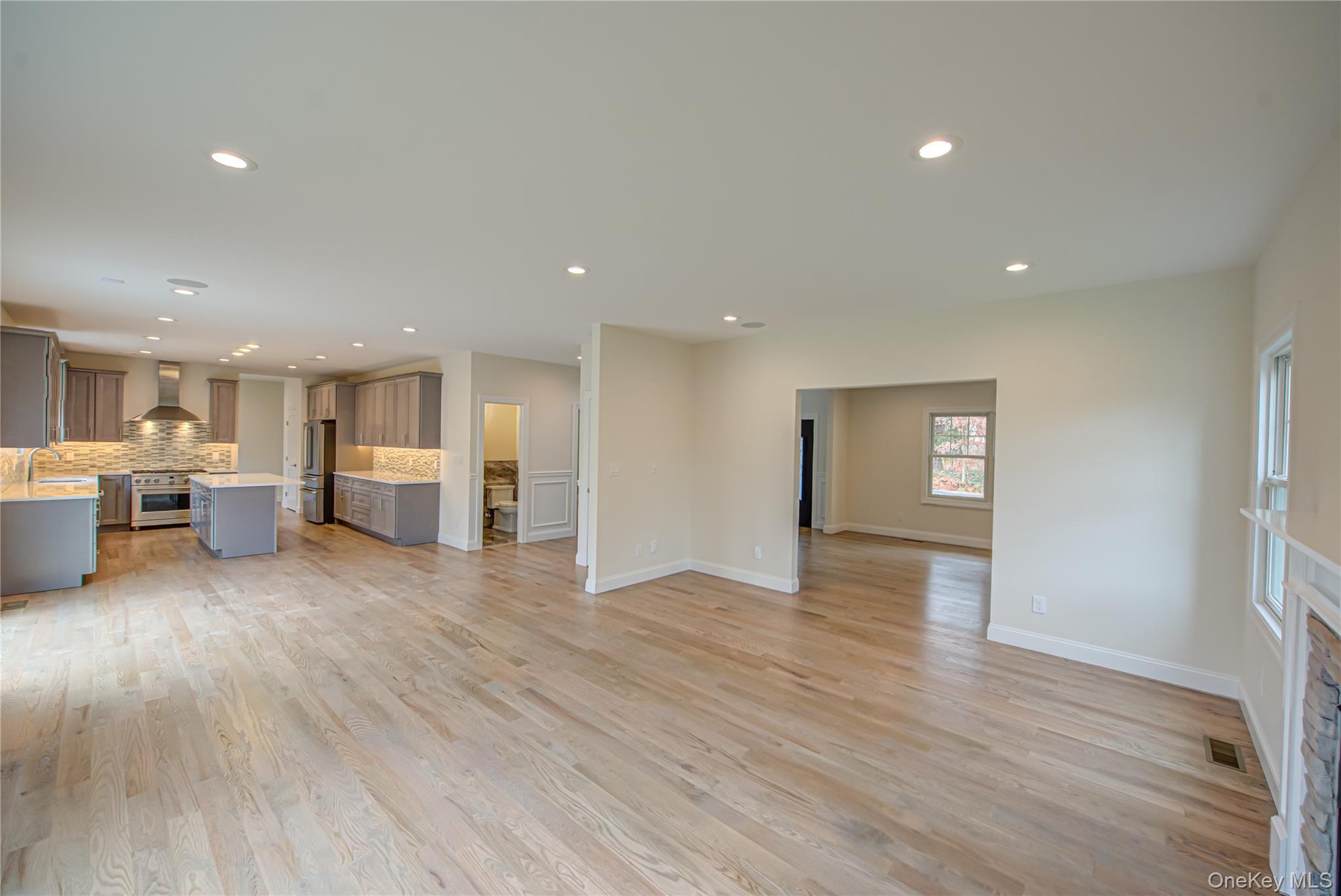 #10 photo, 176 Southern Boulevard, サフォーク郡 Nesconset , NY 11767