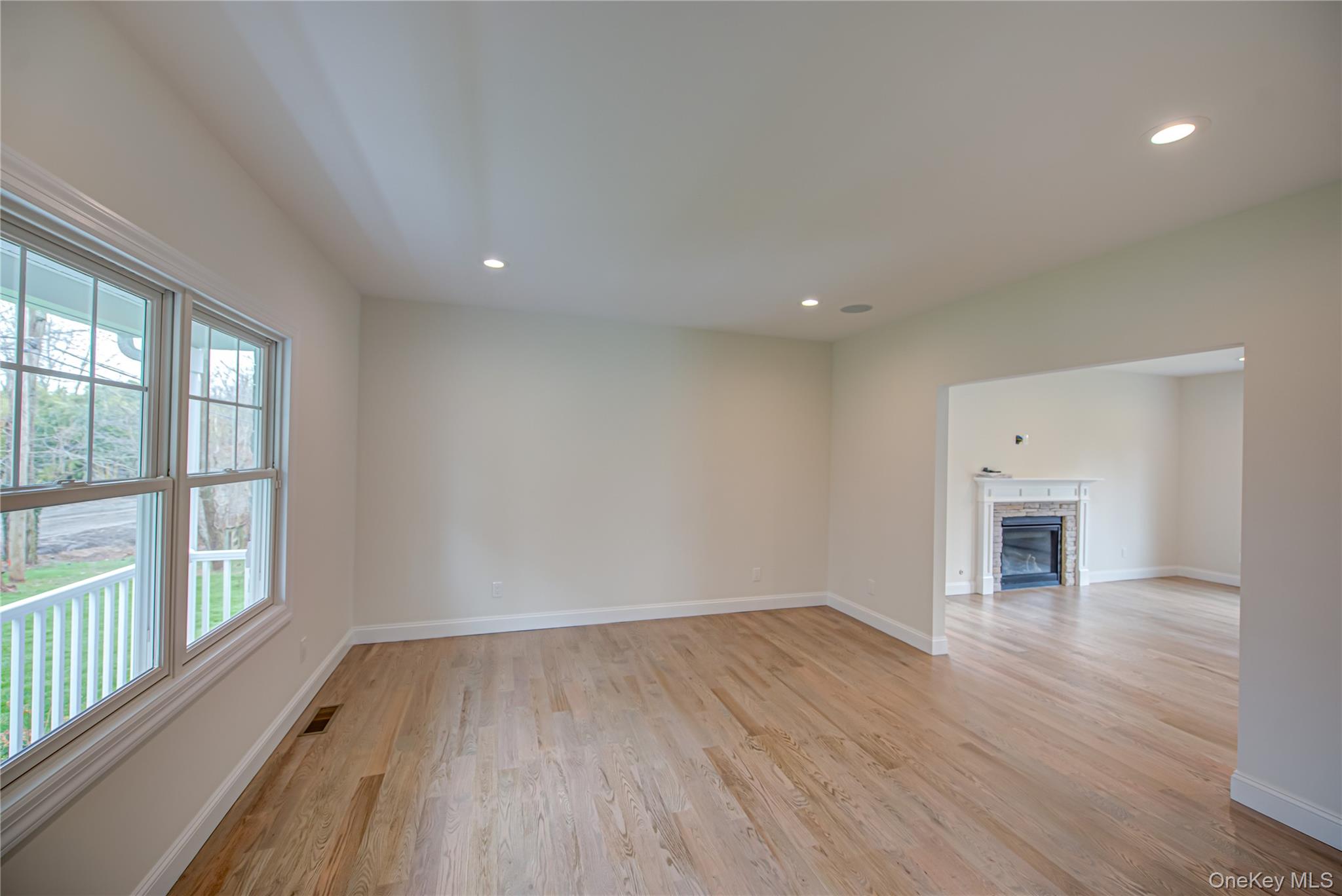 #4 photo, 176 Southern Boulevard, サフォーク郡 Nesconset , NY 11767