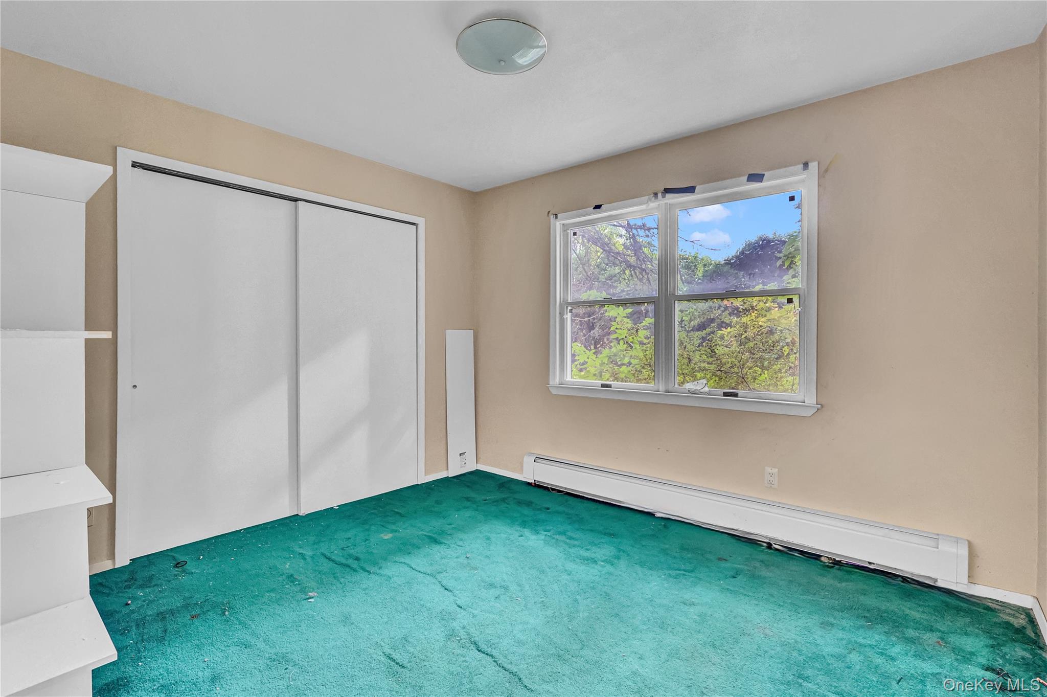 #14 photo, 1 Oakleaf Court, Huntington , NY 11743