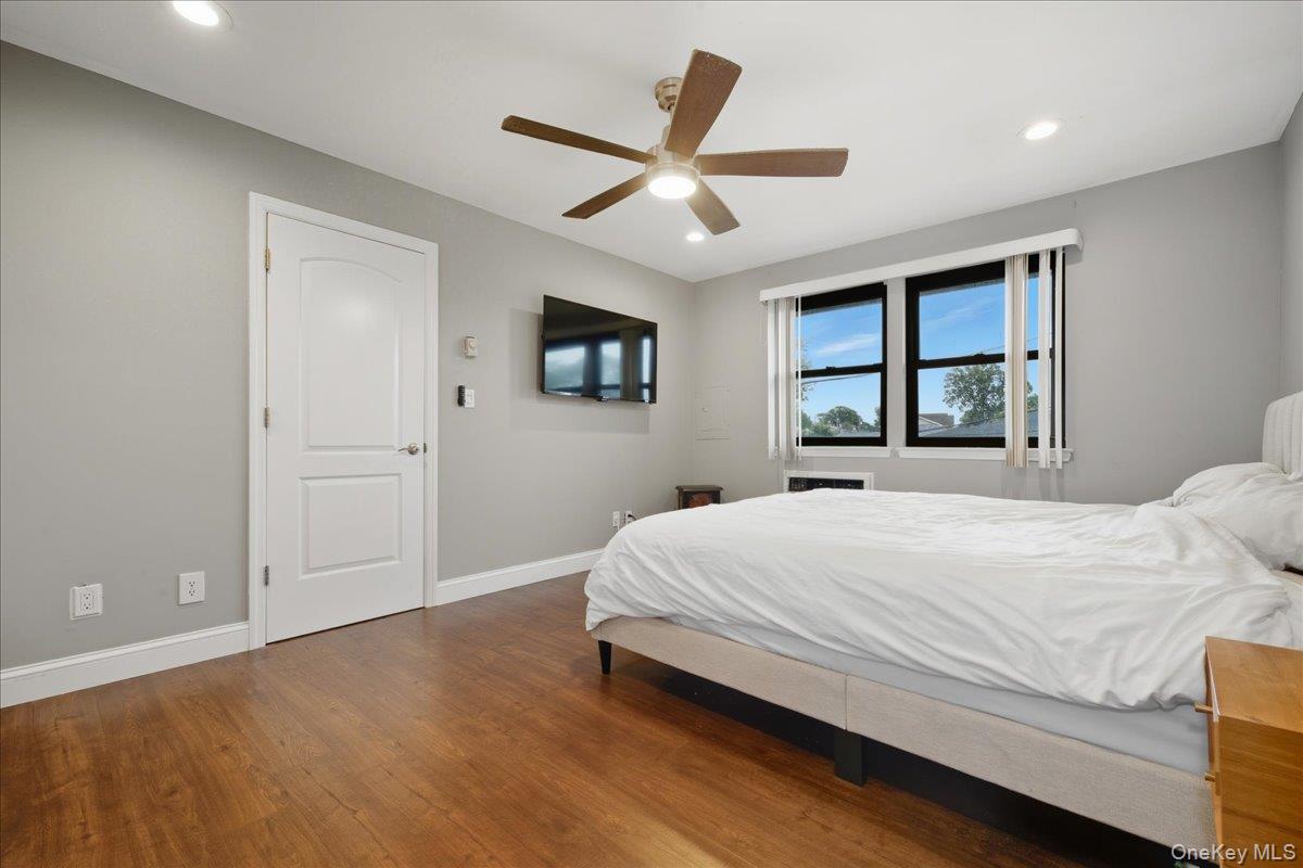 #19 photo, 693 Wantagh Avenue, ナッソー郡 Wantagh , NY 11793