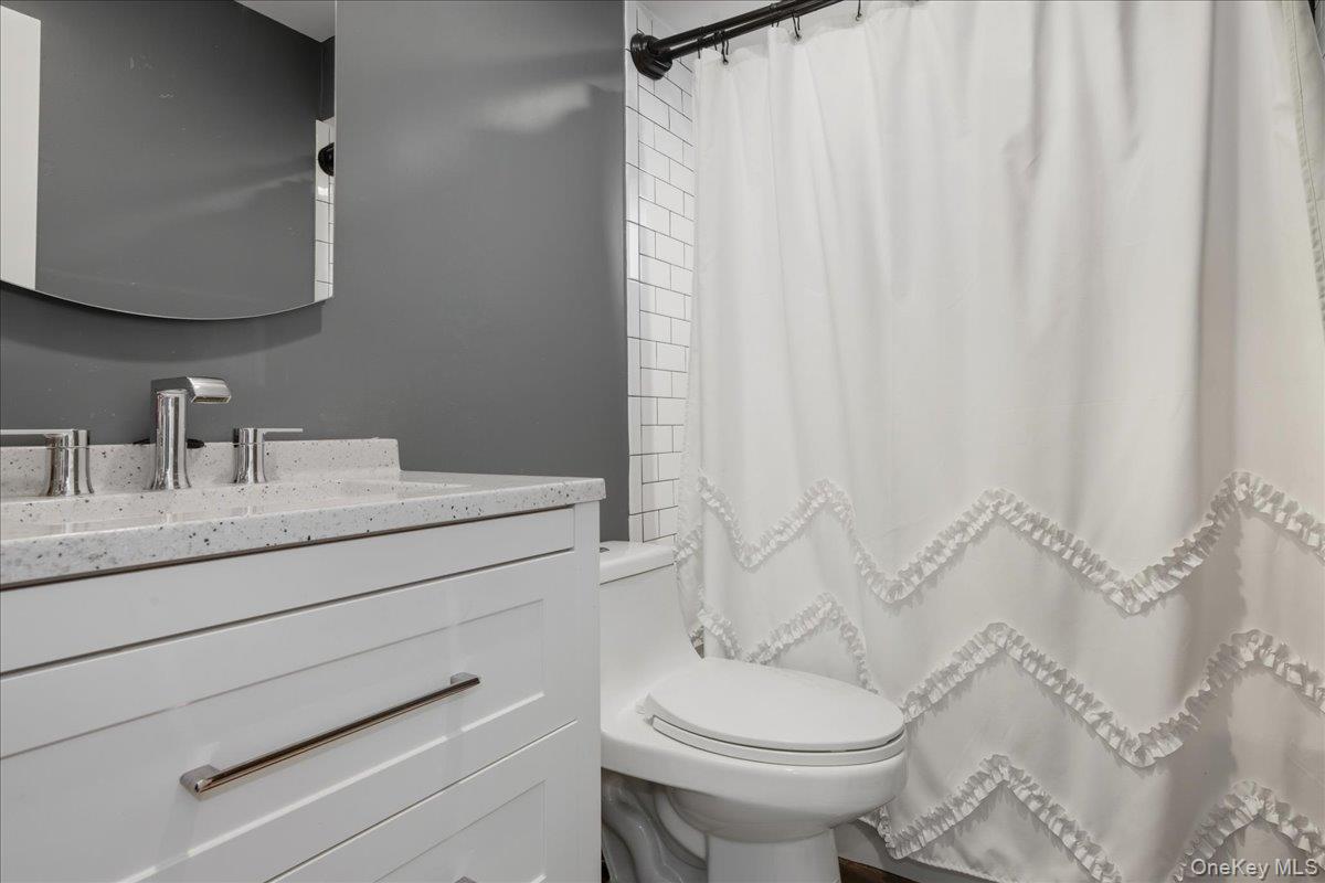 #20 photo, 693 Wantagh Avenue, ナッソー郡 Wantagh , NY 11793