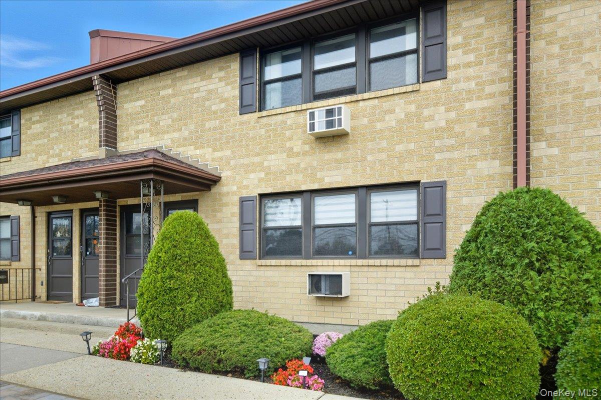 #4 photo, 693 Wantagh Avenue, ナッソー郡 Wantagh , NY 11793