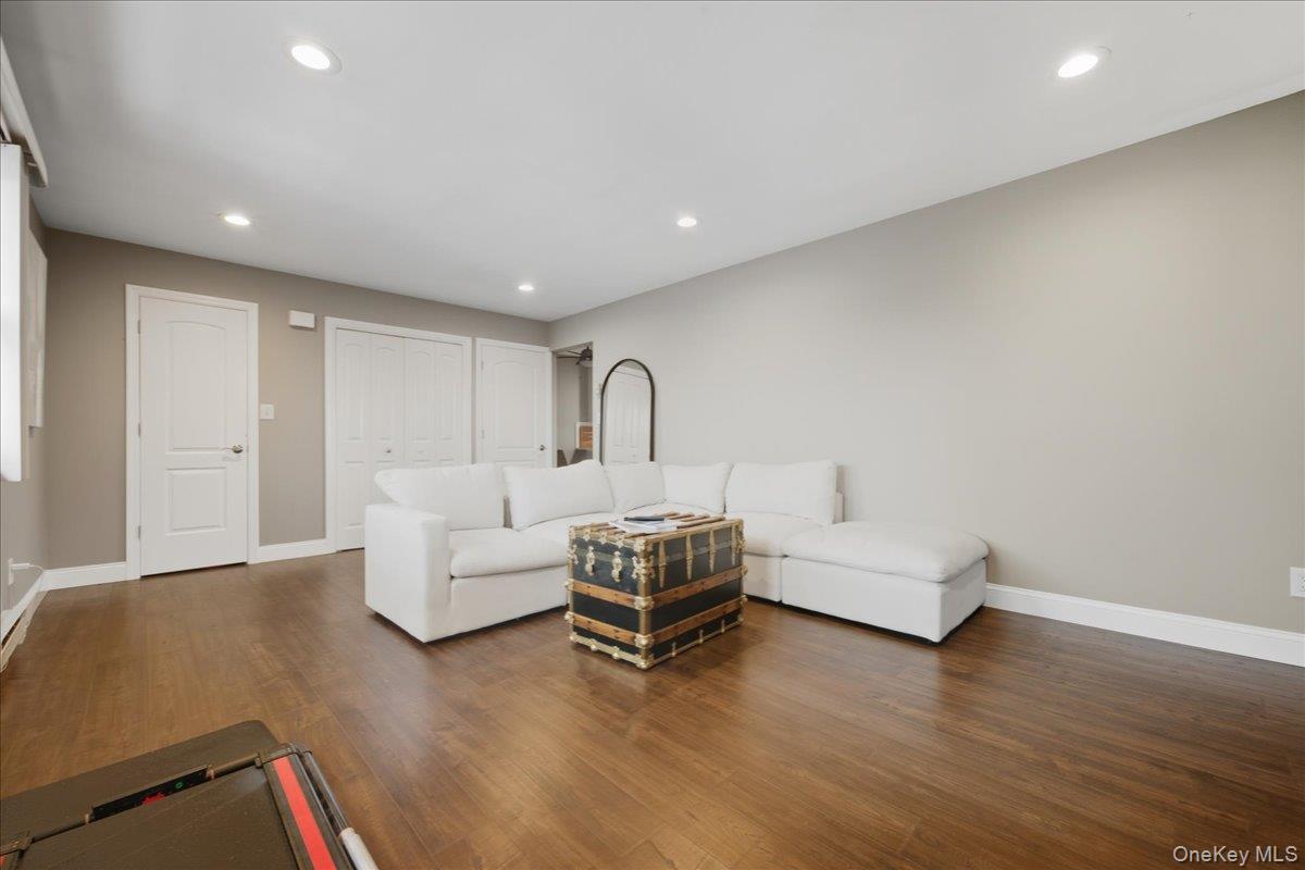 #8 photo, 693 Wantagh Avenue, ナッソー郡 Wantagh , NY 11793