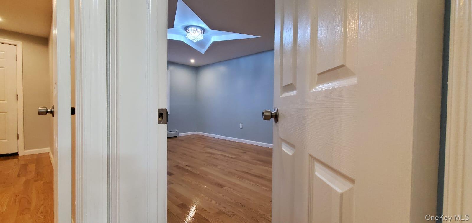 #5 photo, 914 Duncan Street, Bronx , NY 10469