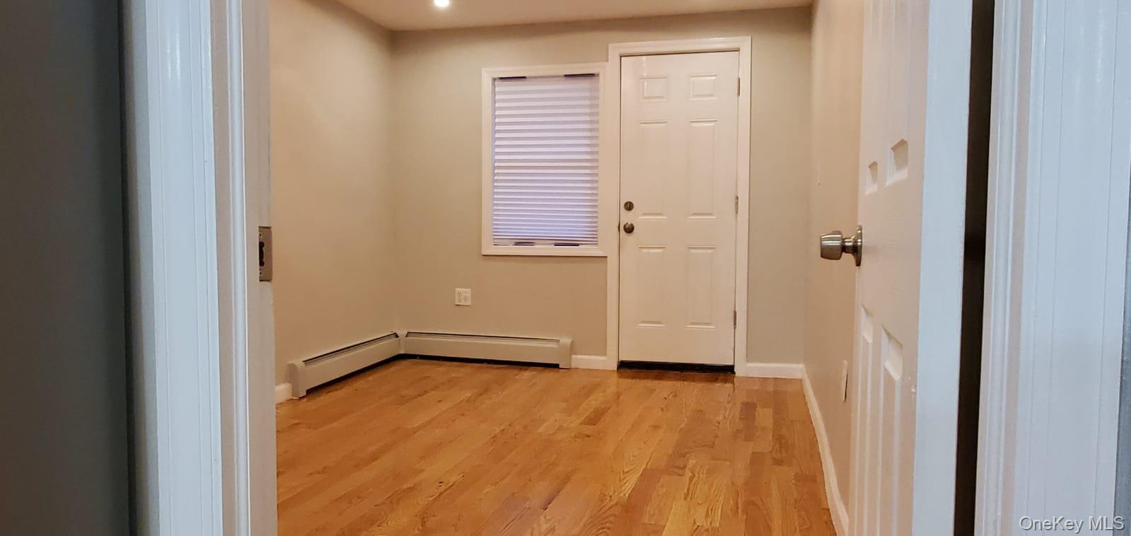 #7 photo, 914 Duncan Street, Bronx , NY 10469